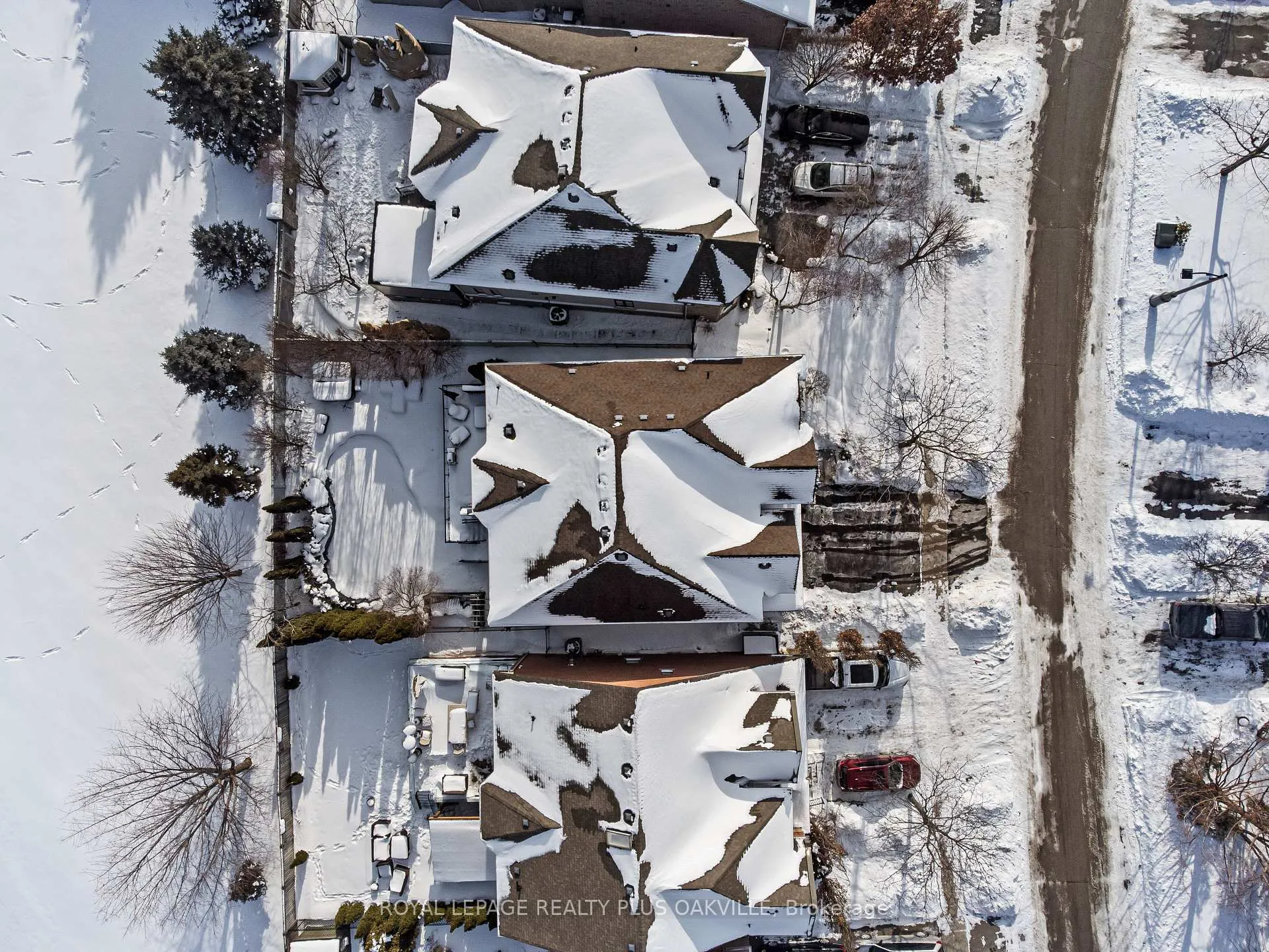 Photo 46 of 77 Spring Azure Crescent, Oakville, Bronte — HOMEH