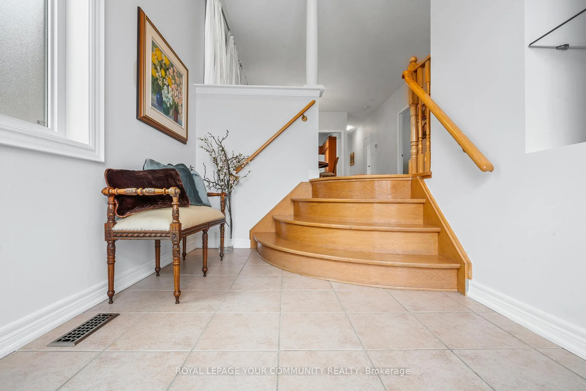 Photo 3 of 516 Stone Road, Aurora, Aurora Grove — HOMEH