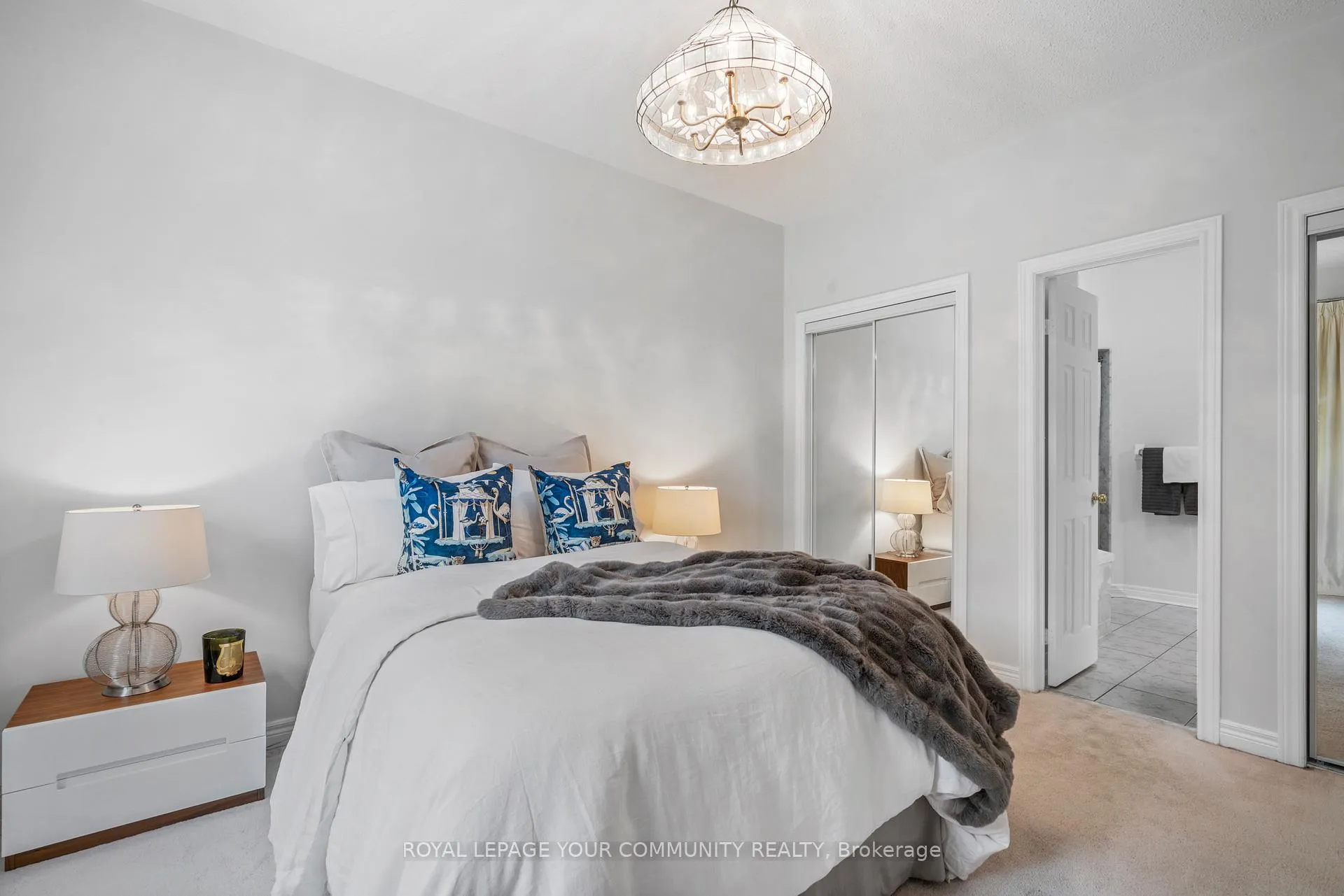Photo 14 of 516 Stone Road, Aurora, Aurora Grove — HOMEH