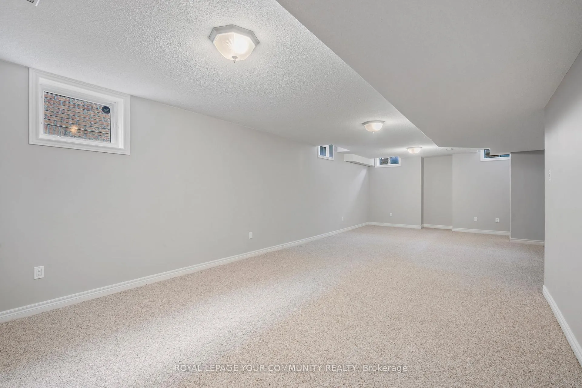 Photo 22 of 516 Stone Road, Aurora, Aurora Grove — HOMEH