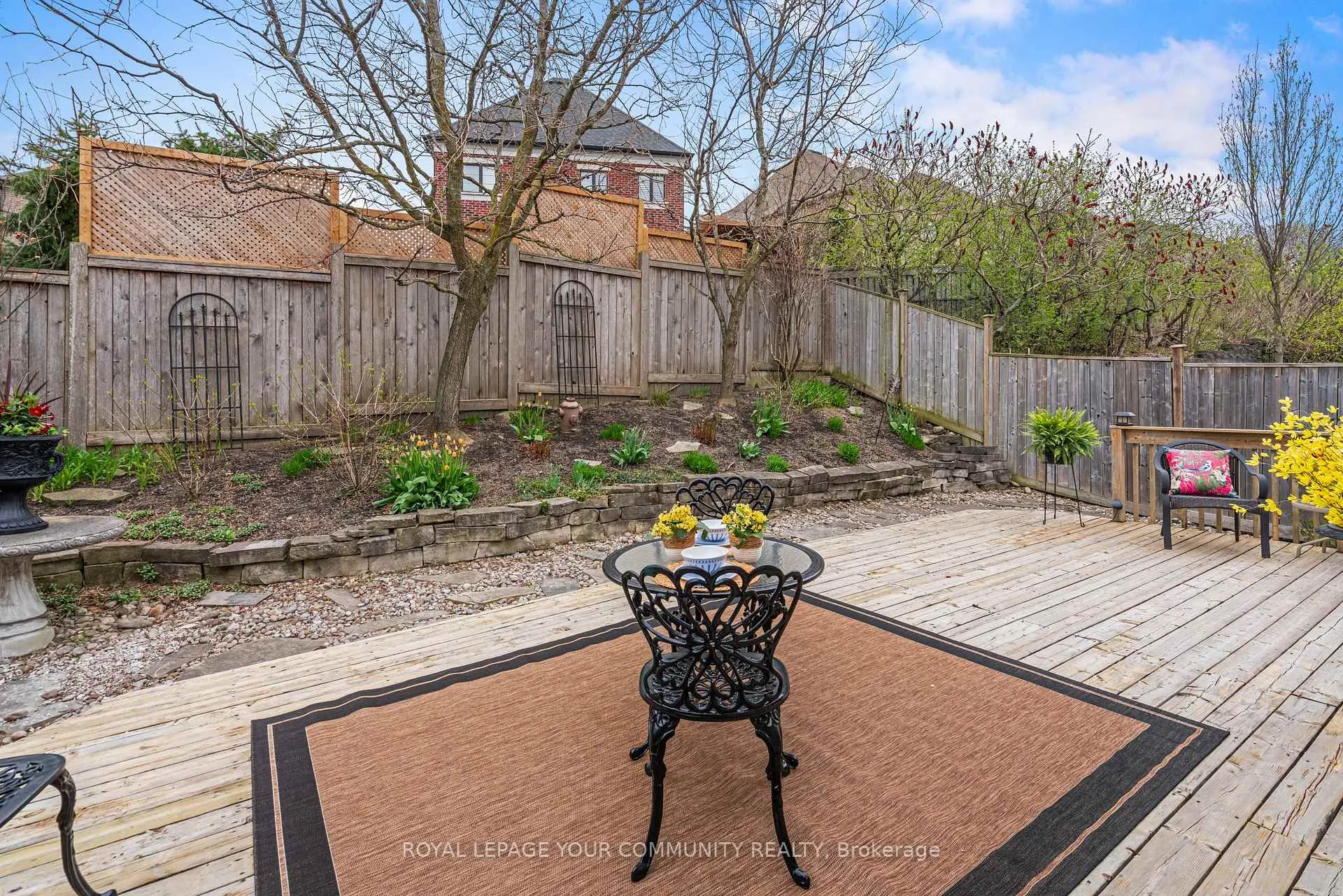 Photo 26 of 516 Stone Road, Aurora, Aurora Grove — HOMEH