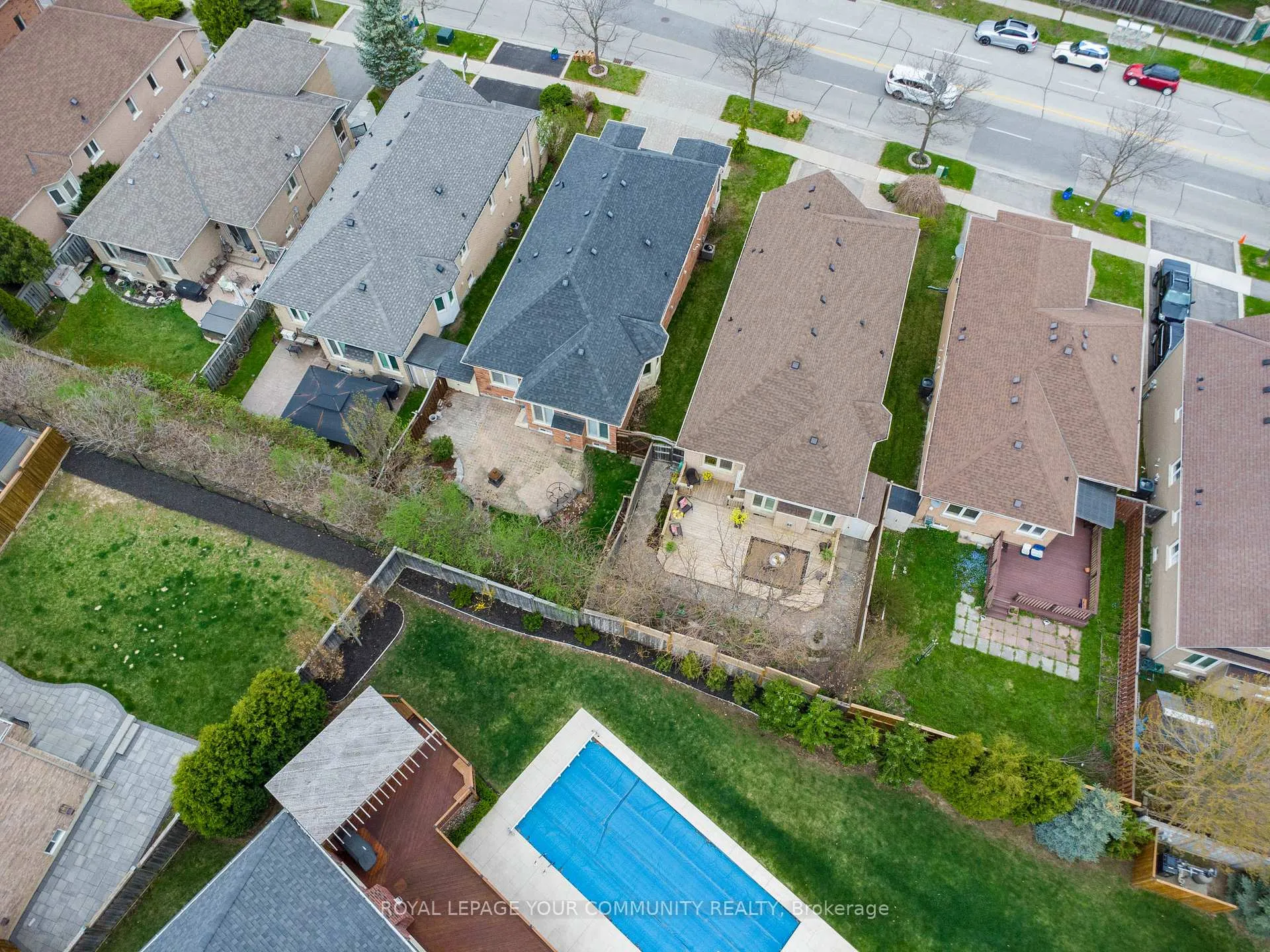 Photo 29 of 516 Stone Road, Aurora, Aurora Grove — HOMEH