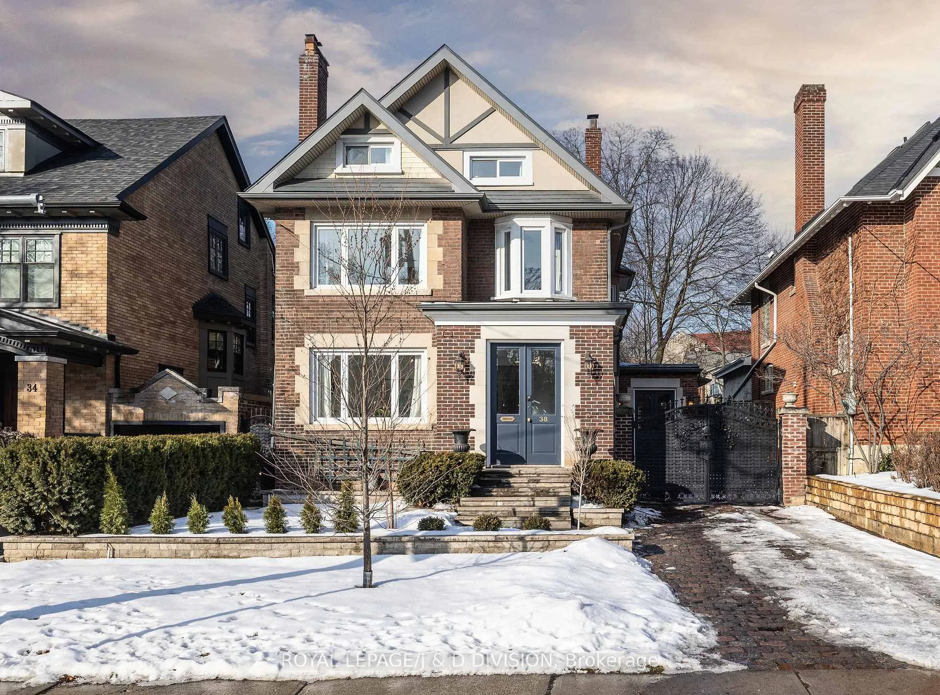 Front of 38 Glenrose Avenue
