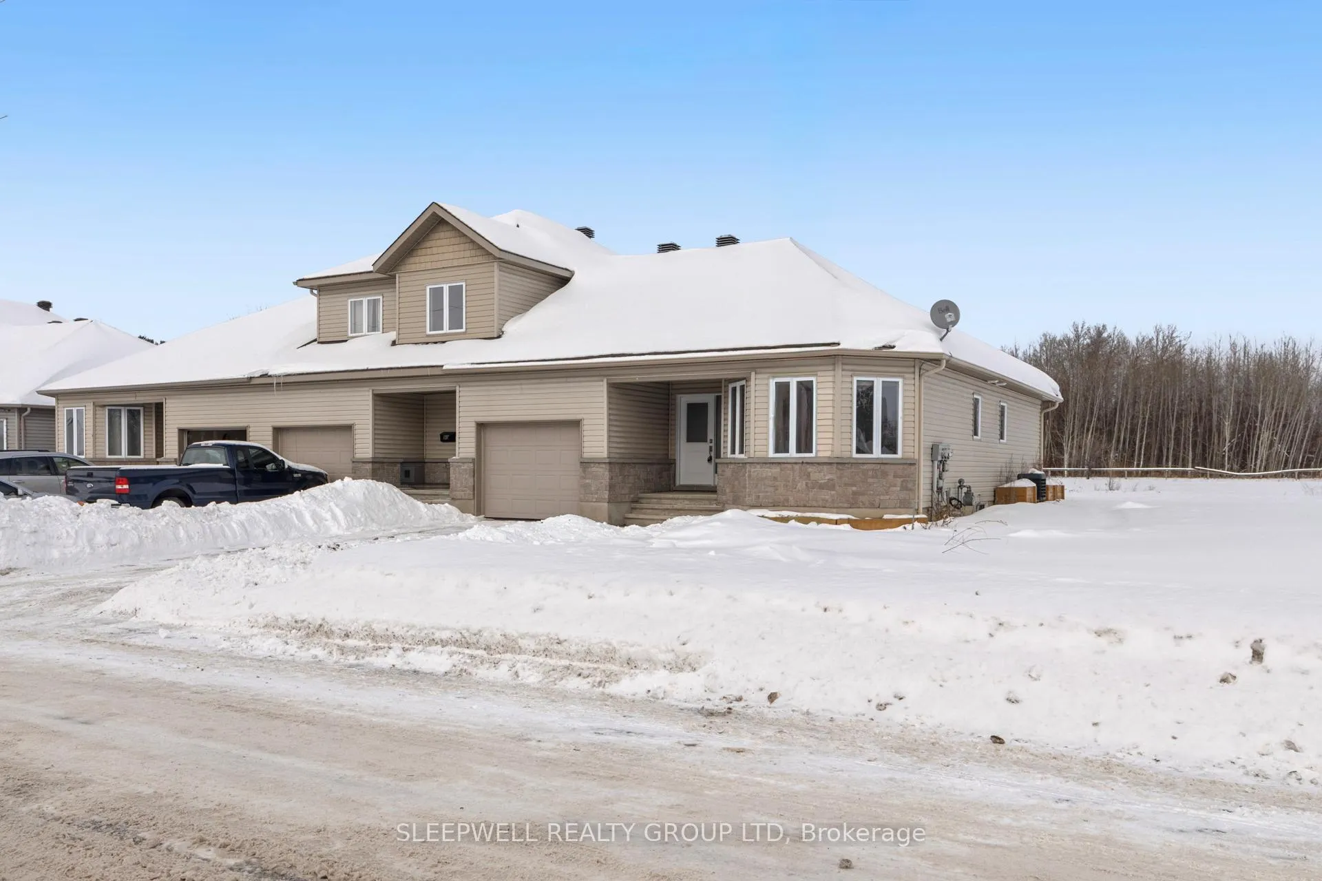 Photo 2 of 94 Fourth Avenue, Arnprior — HOMEH