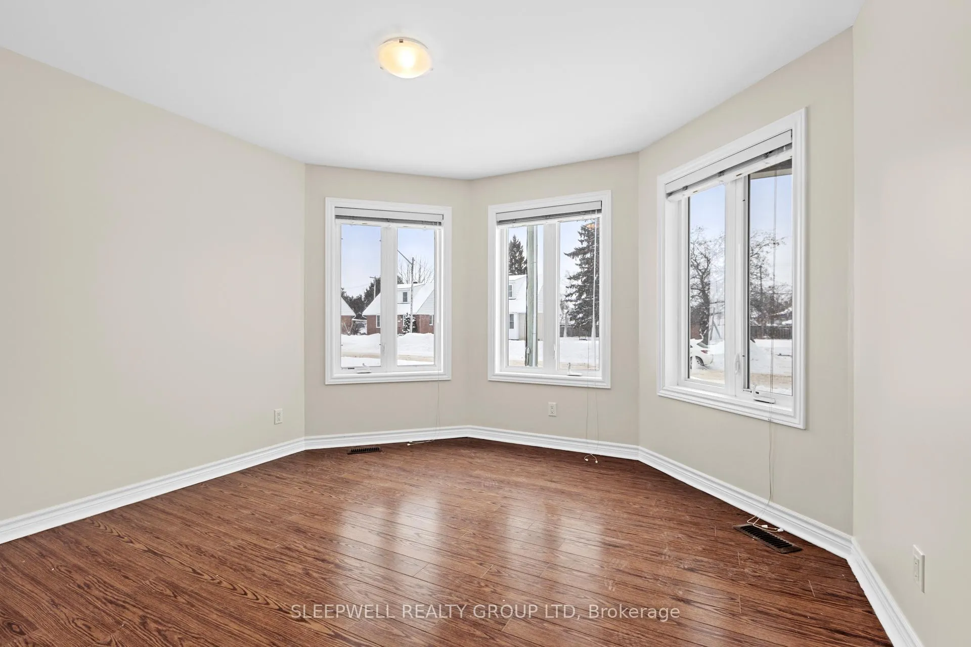 Photo 11 of 94 Fourth Avenue, Arnprior — HOMEH
