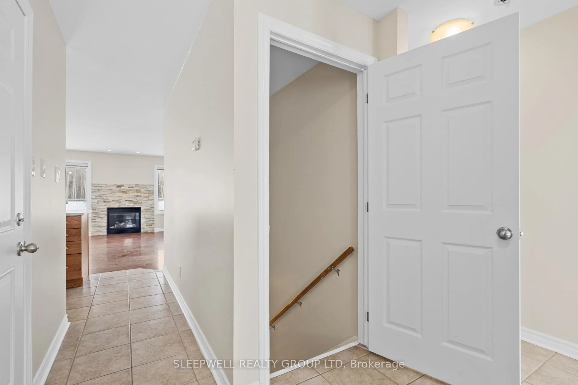 Photo 16 of 94 Fourth Avenue, Arnprior — HOMEH