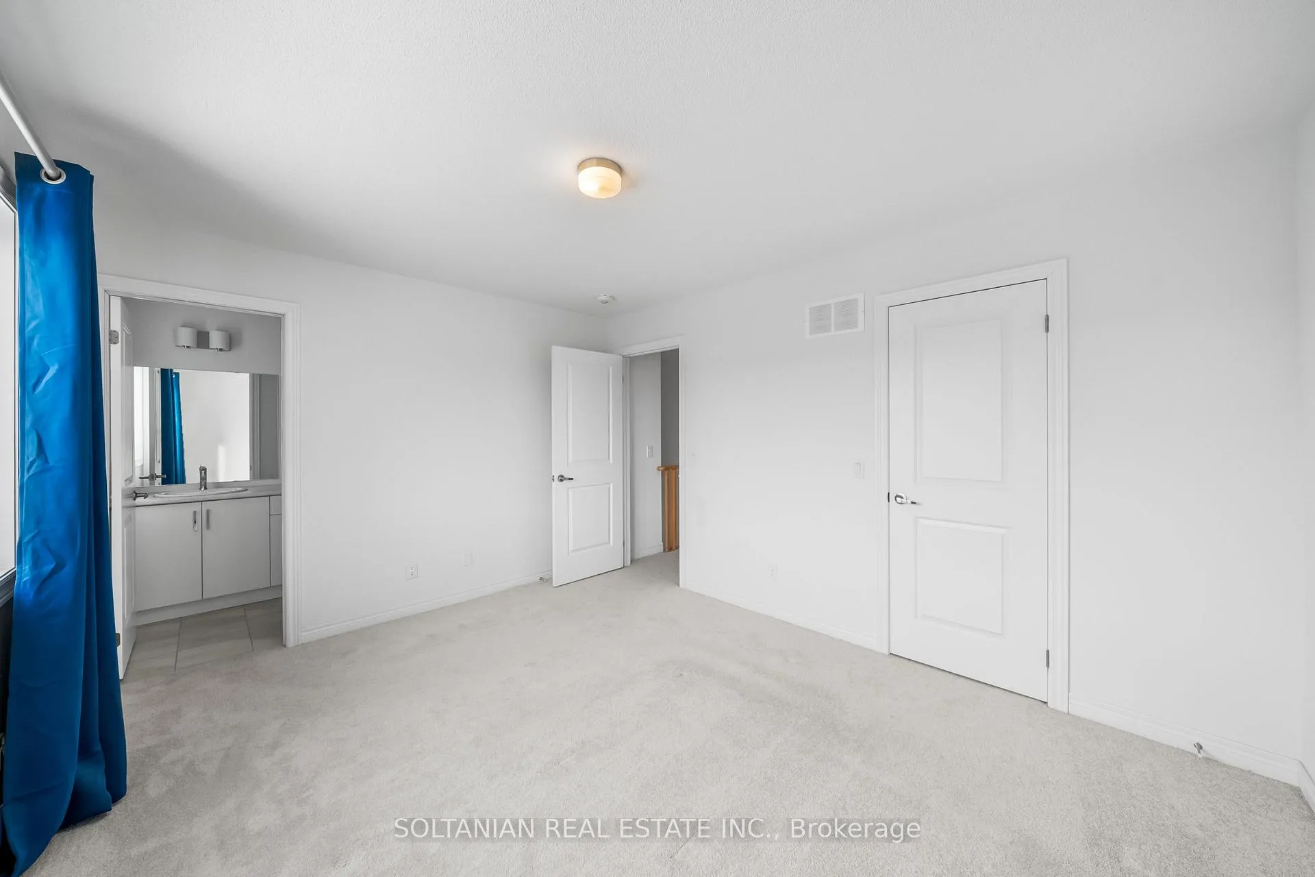 Photo 18 of 54 Sorbara Way, Whitby, Brooklin — HOMEH