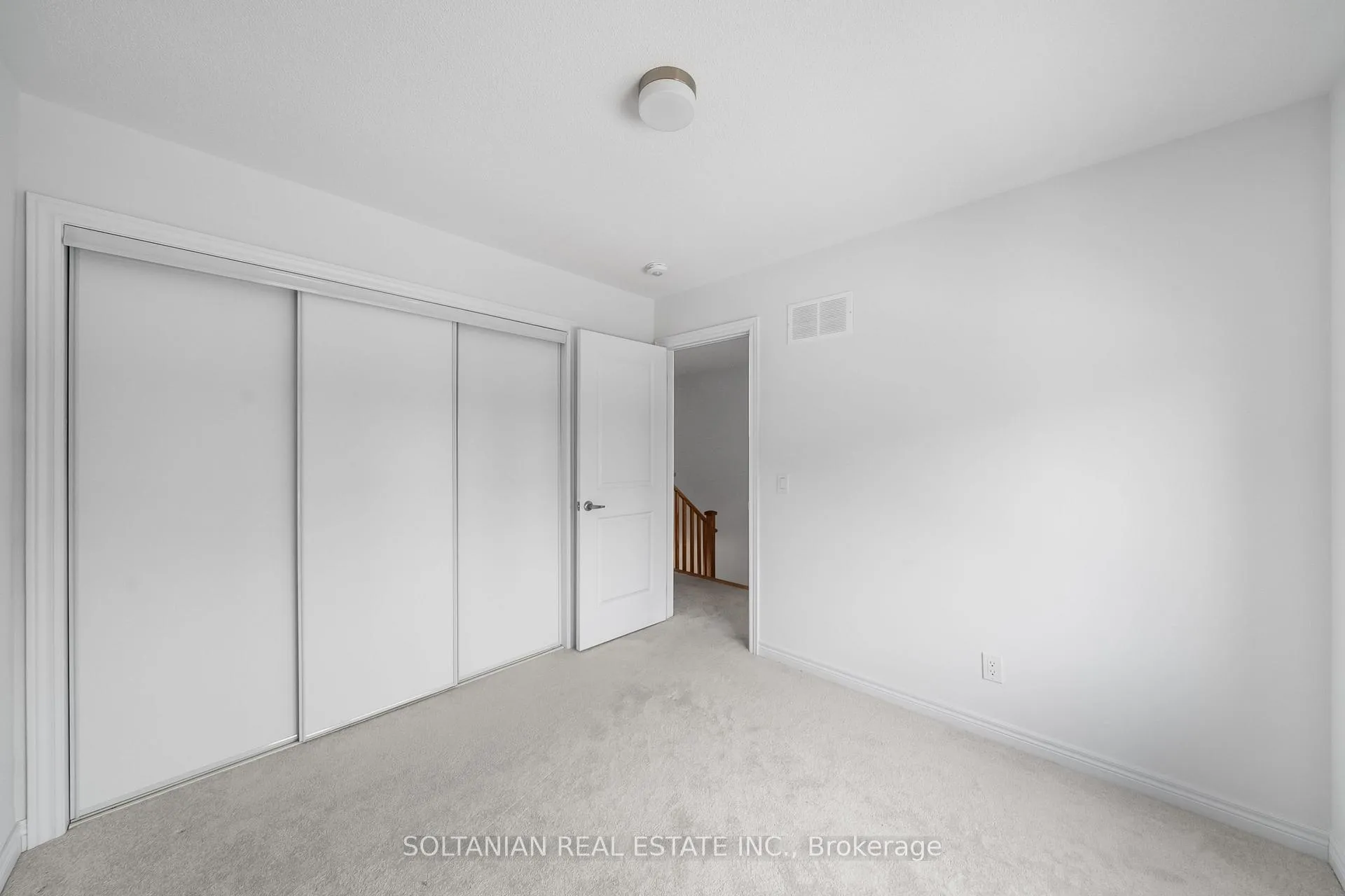 Photo 20 of 54 Sorbara Way, Whitby, Brooklin — HOMEH