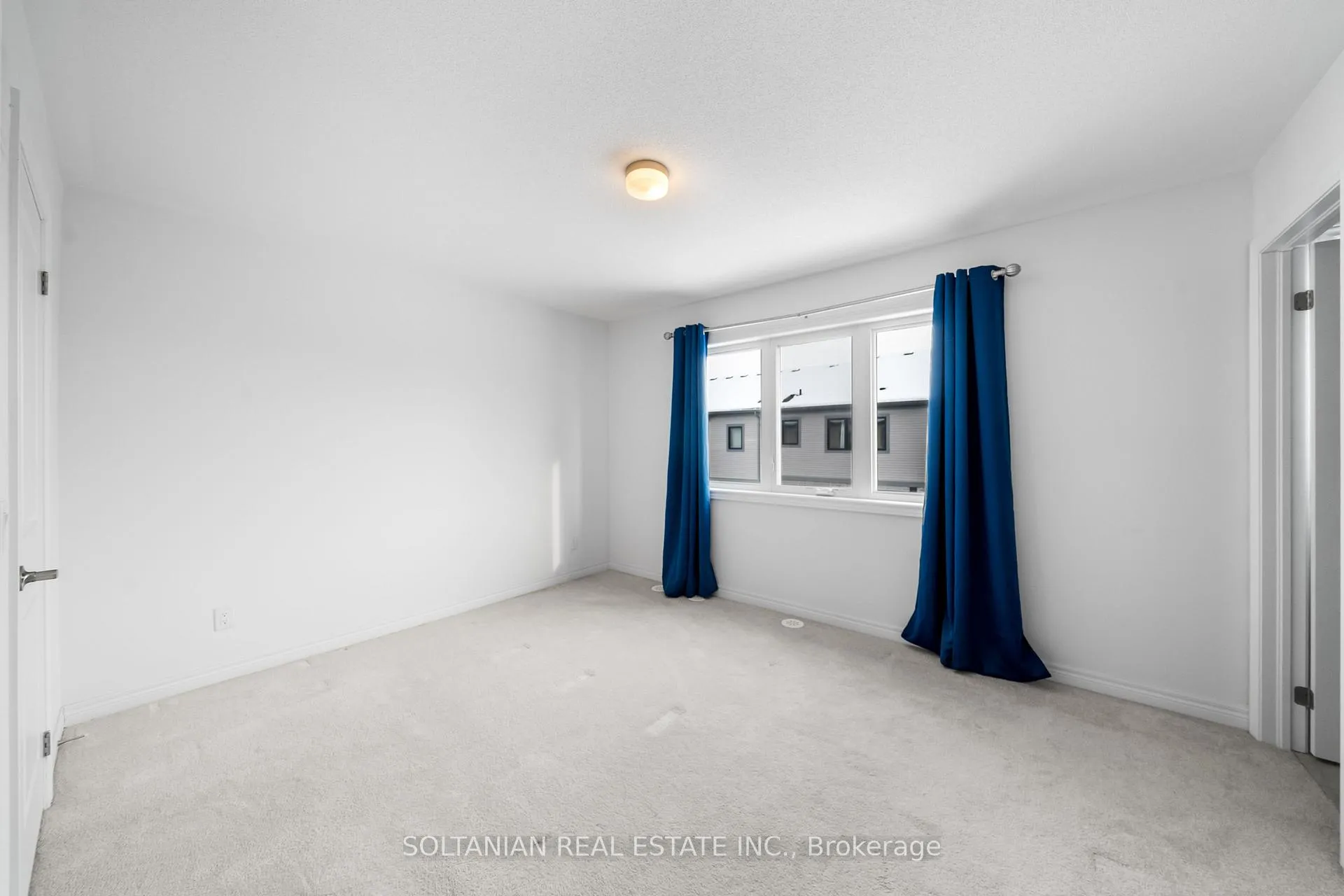 Photo 21 of 54 Sorbara Way, Whitby, Brooklin — HOMEH