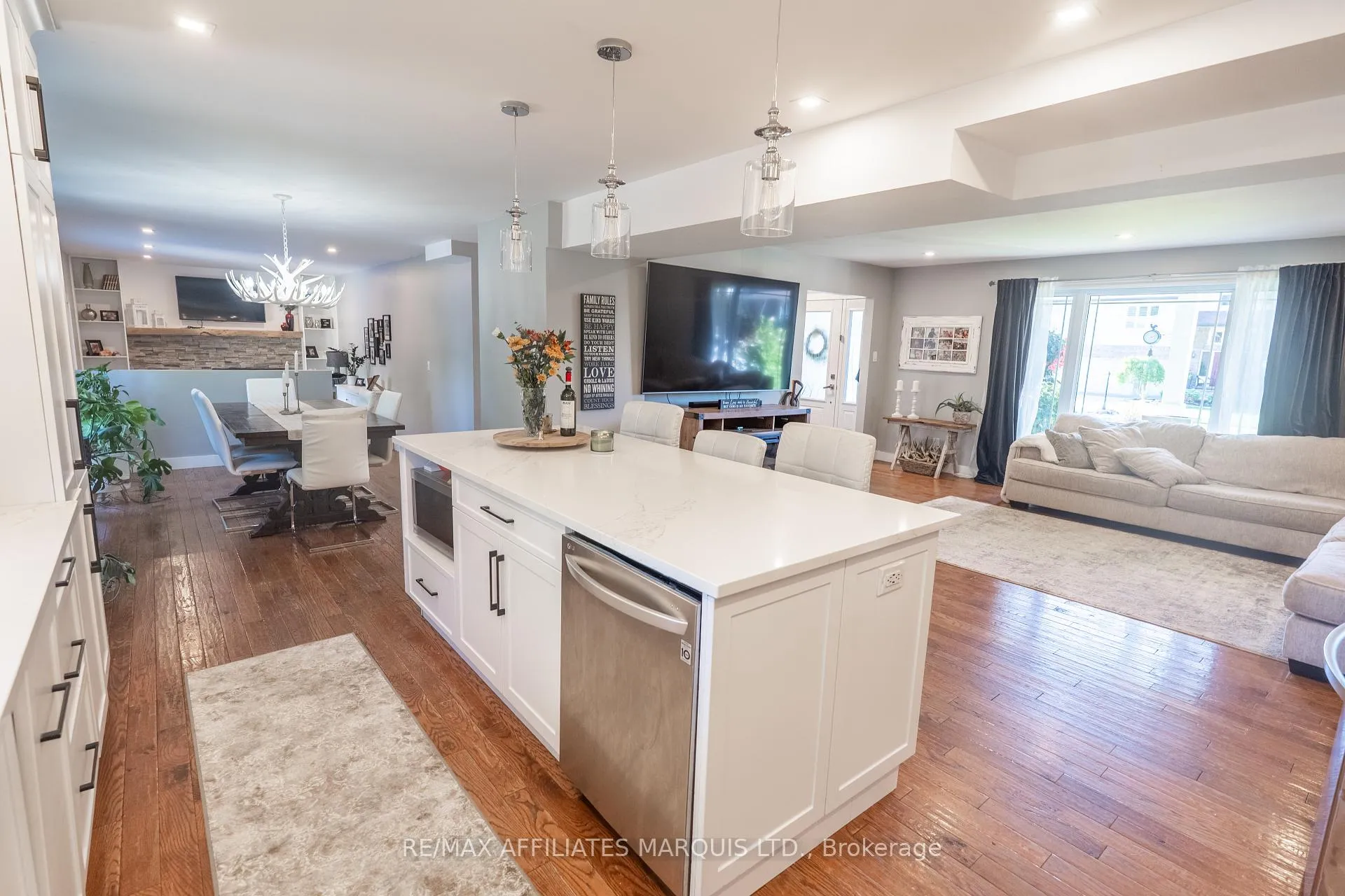Photo 8 of 1612 Grant Avenue, Cornwall — HOMEH