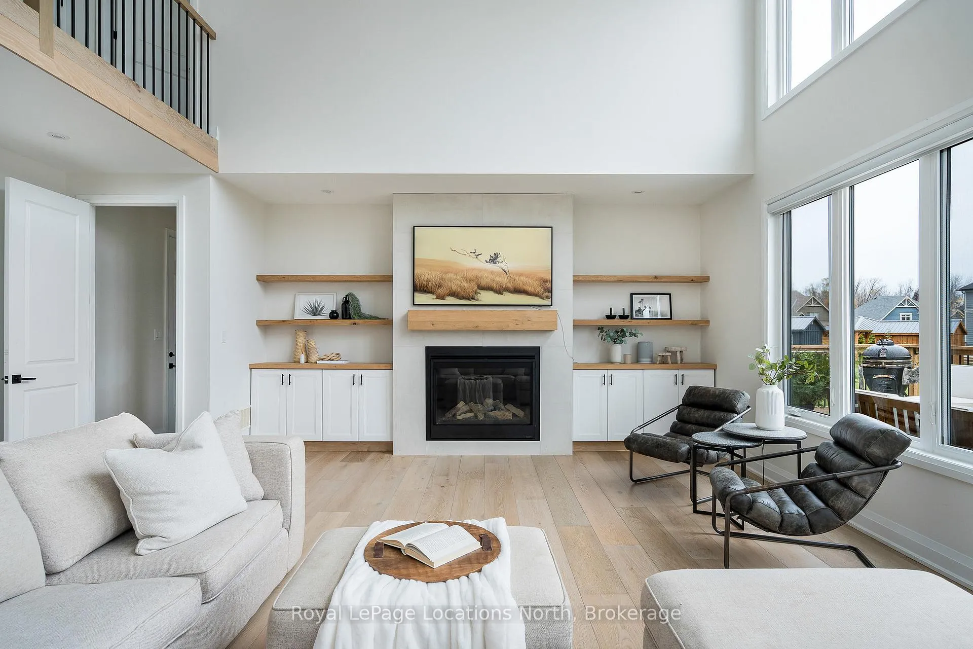 Photo 4 of 104 Stillwater Crescent, Blue Mountains — HOMEH