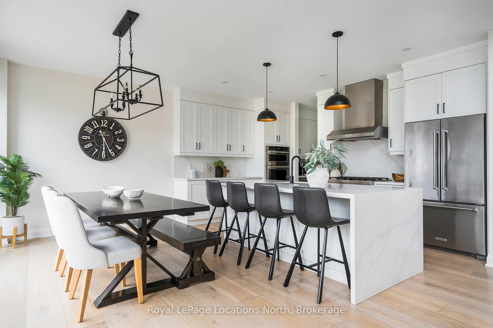 Photo 10 of 104 Stillwater Crescent, Blue Mountains — HOMEH