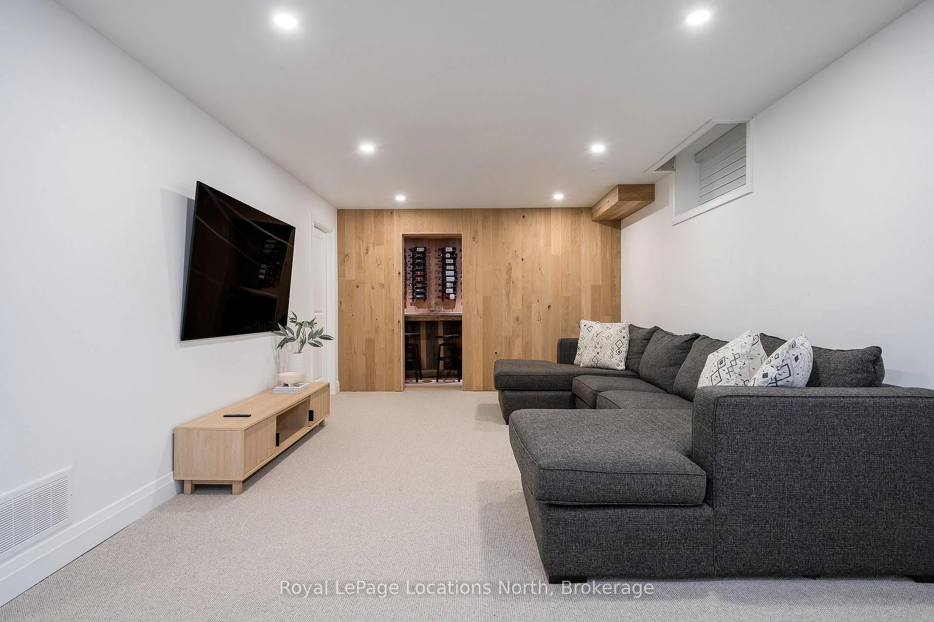 Photo 36 of 104 Stillwater Crescent, Blue Mountains — HOMEH