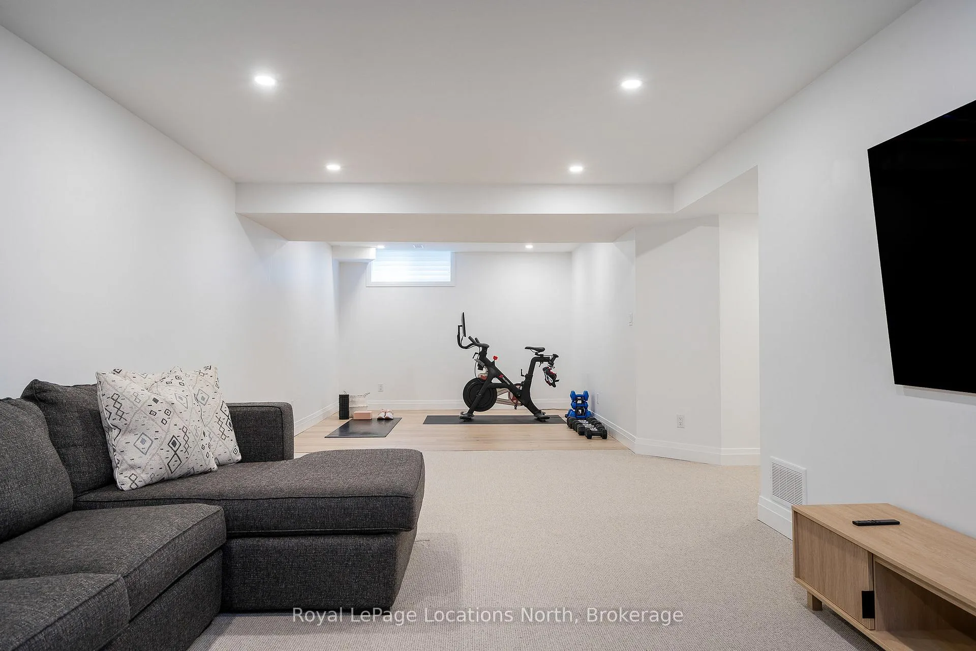 Photo 39 of 104 Stillwater Crescent, Blue Mountains — HOMEH