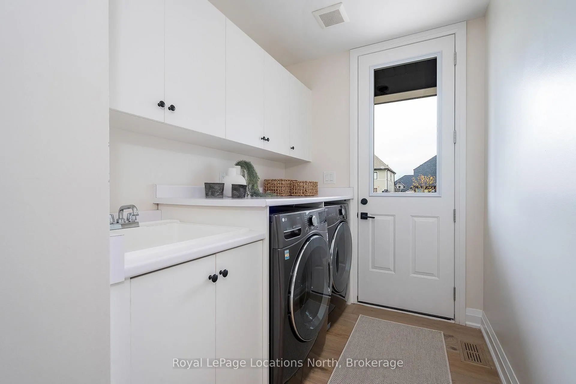 Photo 45 of 104 Stillwater Crescent, Blue Mountains — HOMEH