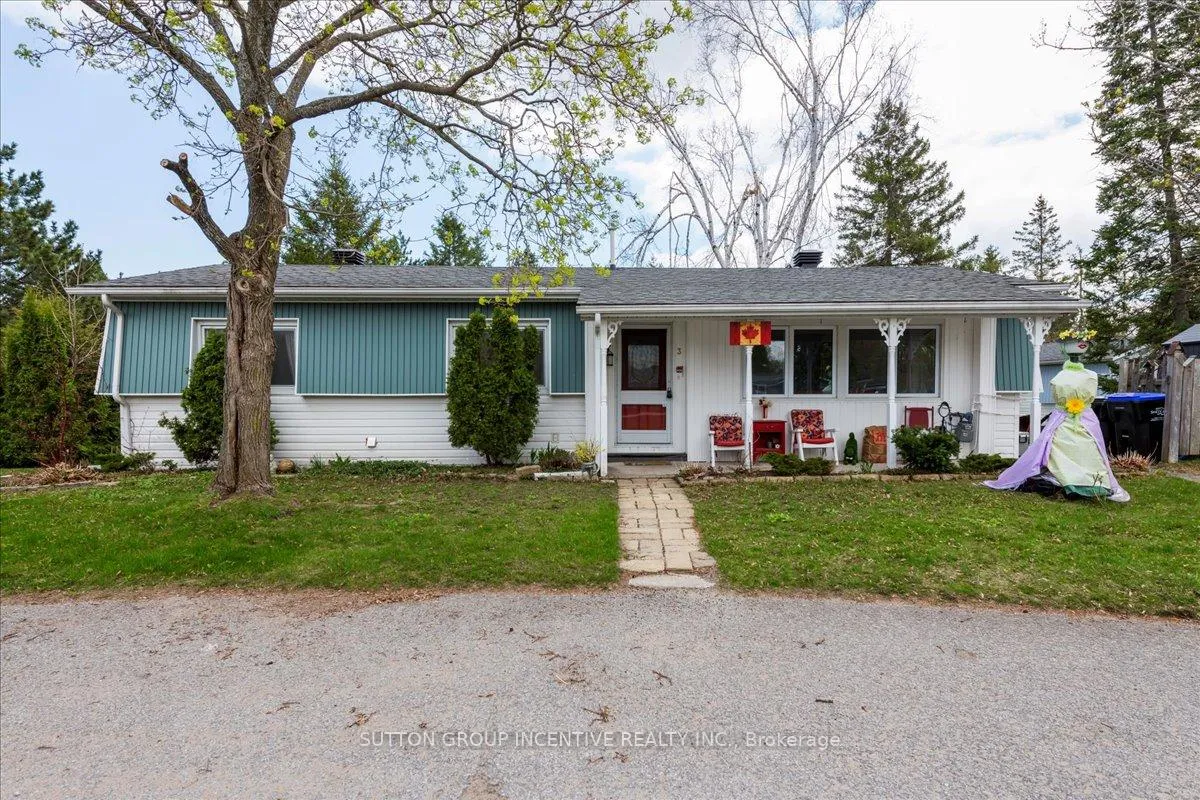 Photo 1 of 3 Yew Court, Innisfil, Rural Innisfil — HOMEH