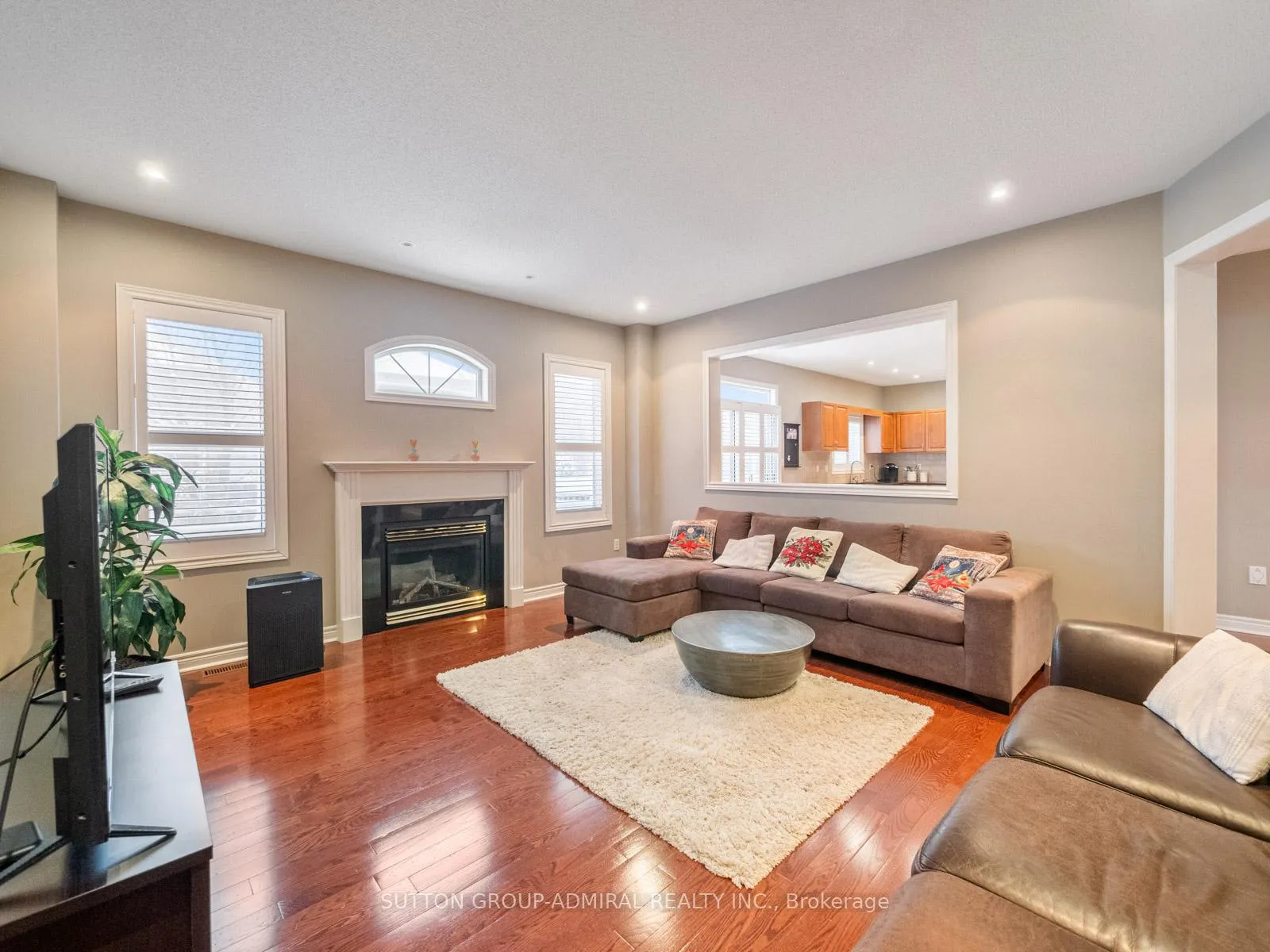 Photo 12 of 27 Cortese Terrace, Vaughan, Patterson — HOMEH