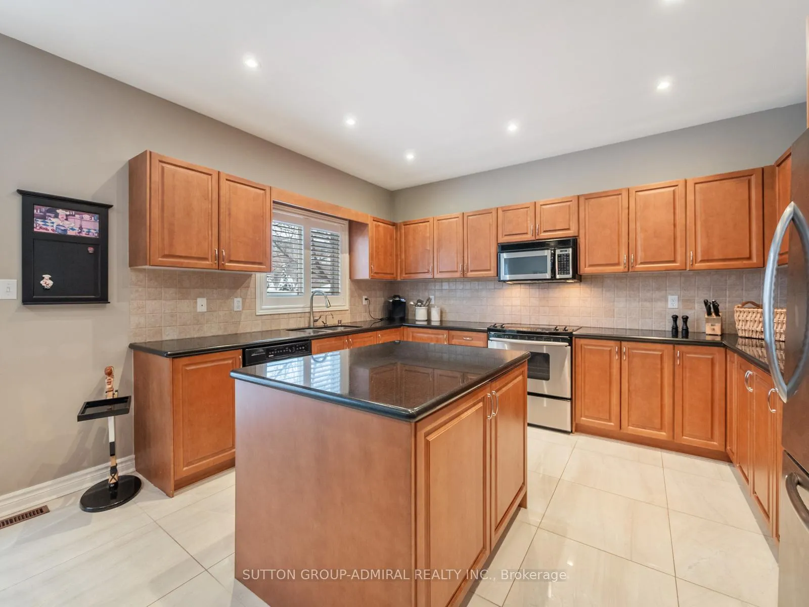 Photo 18 of 27 Cortese Terrace, Vaughan, Patterson — HOMEH