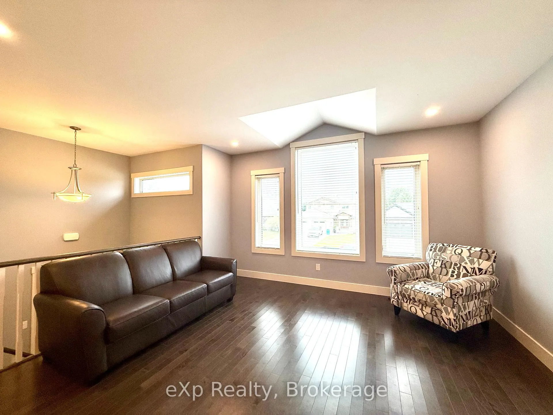 Photo 8 of 161 17th Ave A, Hanover — HOMEH