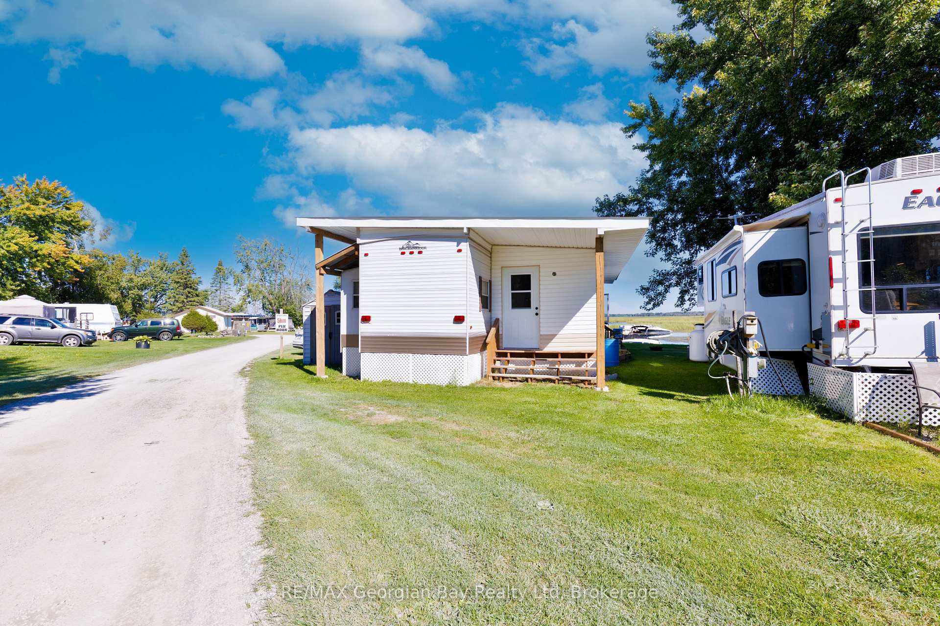 Photo 2 of Unit 14, 1838 Heron Drive, Severn, Fesserton — HOMEH