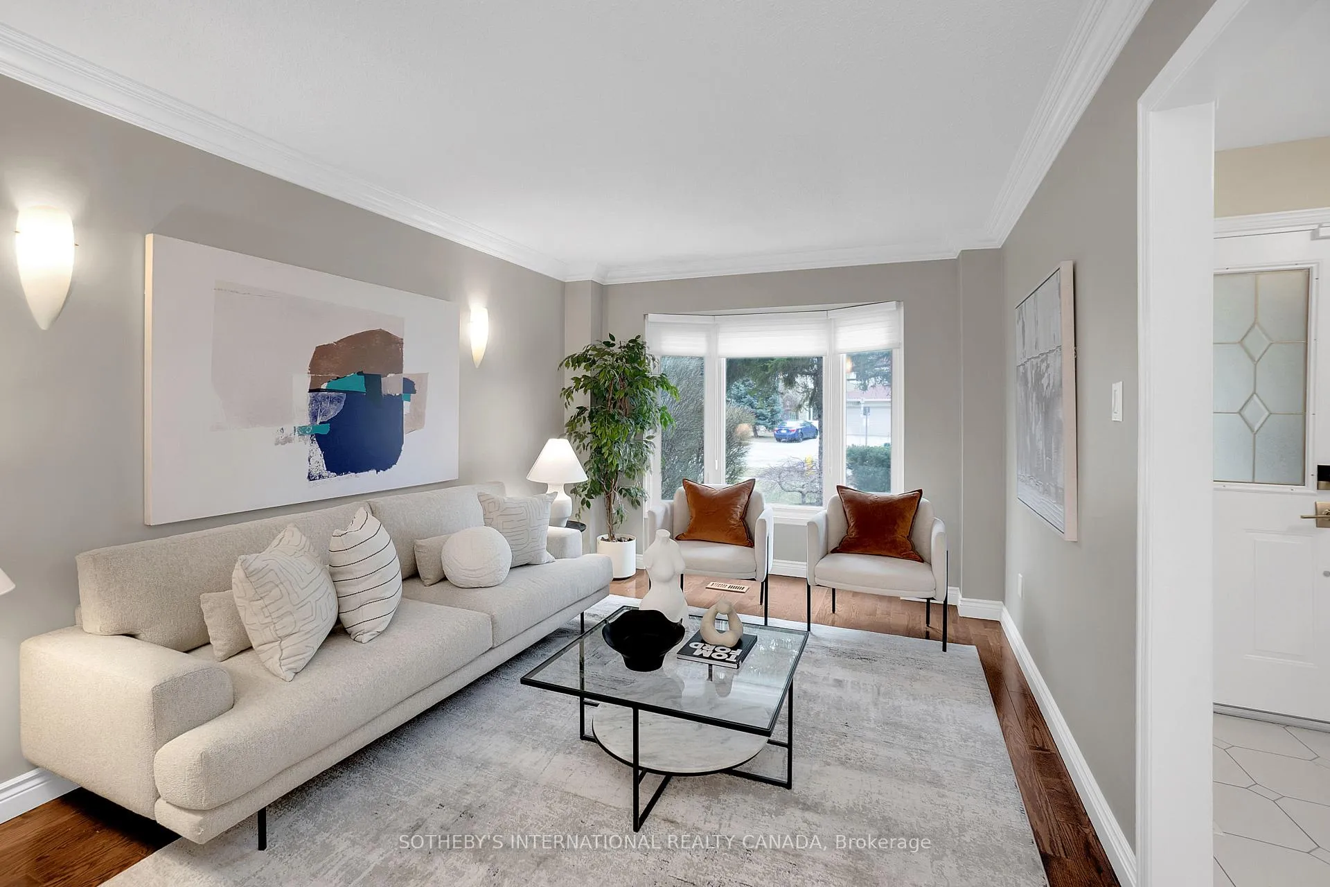 Photo 6 of 104 Mullen Drive, Vaughan, Brownridge — HOMEH