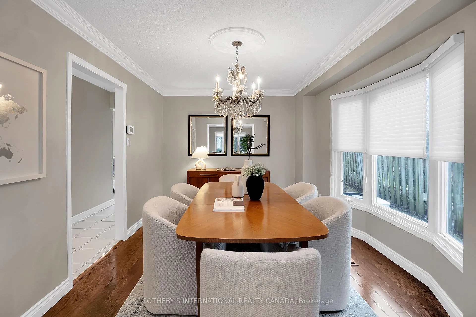 Photo 9 of 104 Mullen Drive, Vaughan, Brownridge — HOMEH