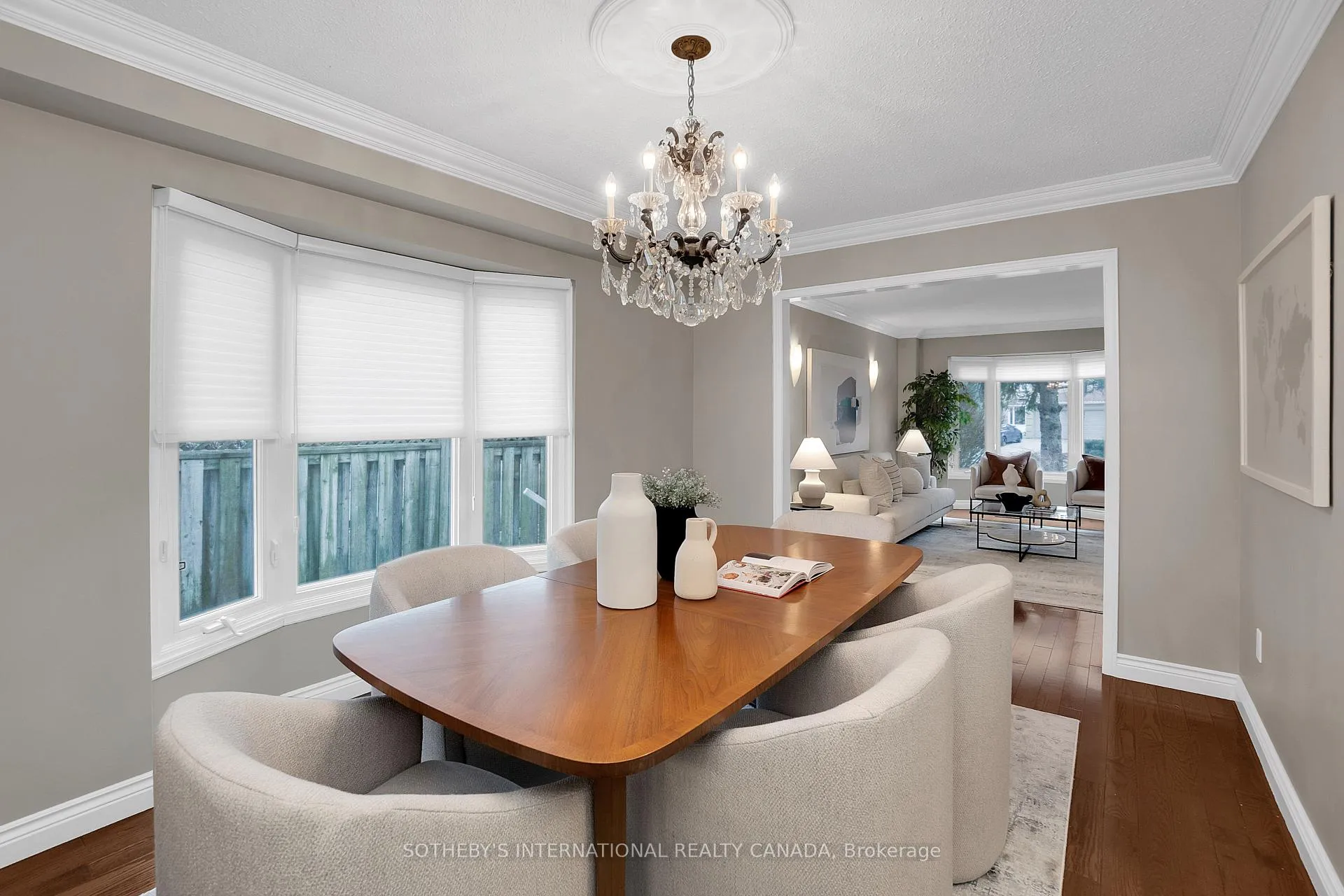 Photo 10 of 104 Mullen Drive, Vaughan, Brownridge — HOMEH