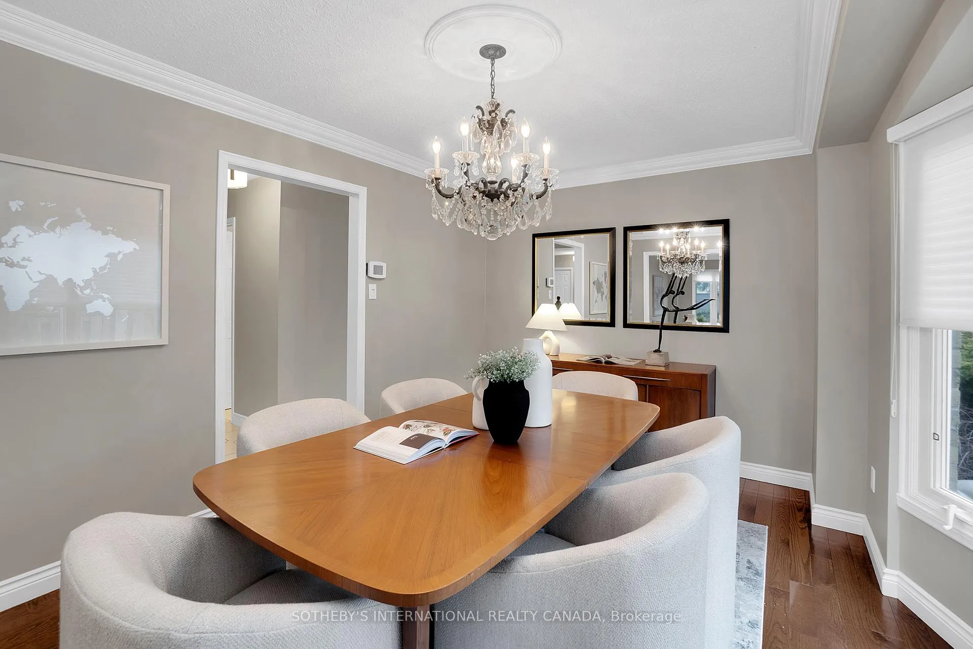 Photo 11 of 104 Mullen Drive, Vaughan, Brownridge — HOMEH