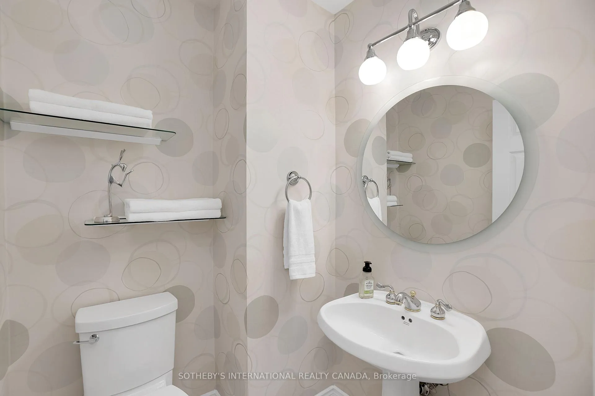 Photo 23 of 104 Mullen Drive, Vaughan, Brownridge — HOMEH
