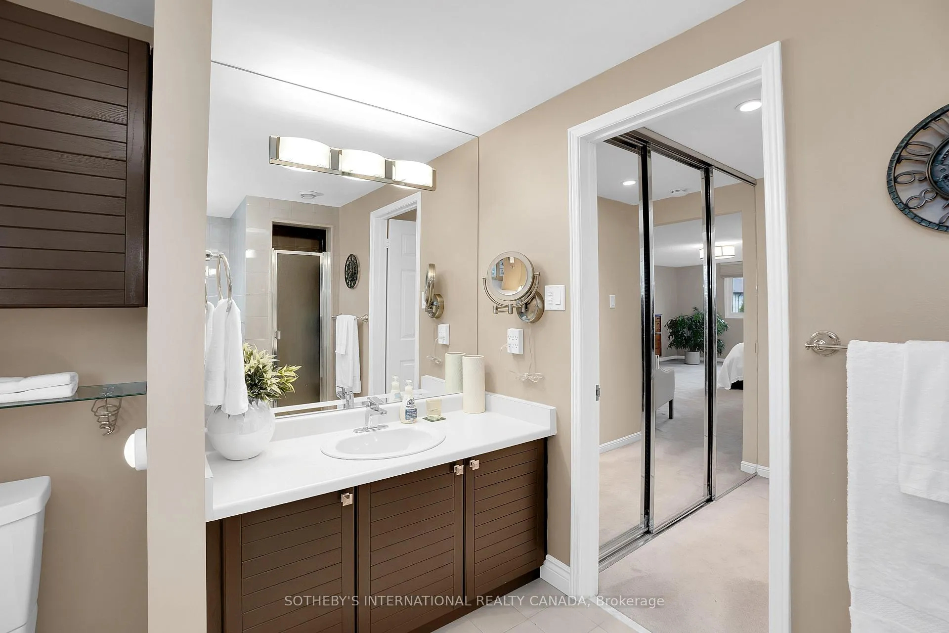Photo 27 of 104 Mullen Drive, Vaughan, Brownridge — HOMEH