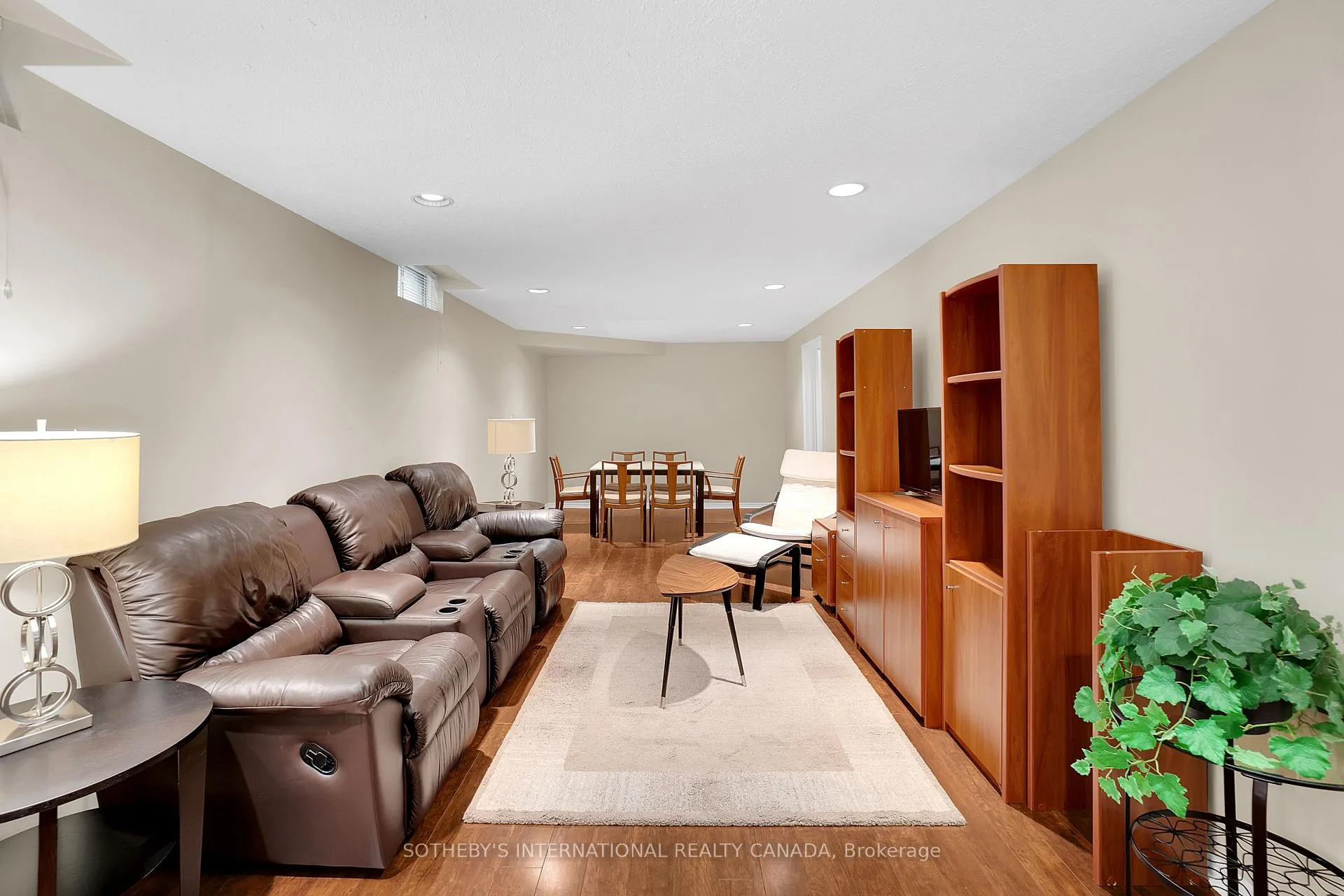Photo 37 of 104 Mullen Drive, Vaughan, Brownridge — HOMEH