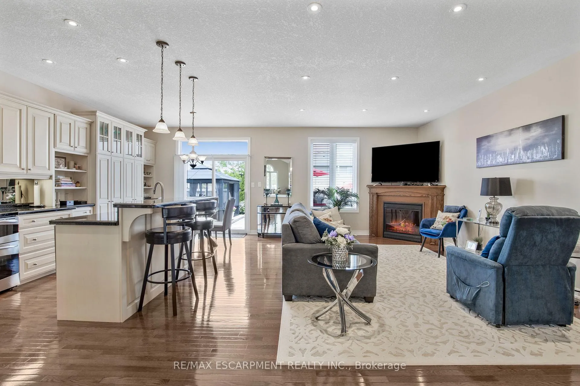 Photo 18 of 14 Mapleview Drive, Haldimand — HOMEH