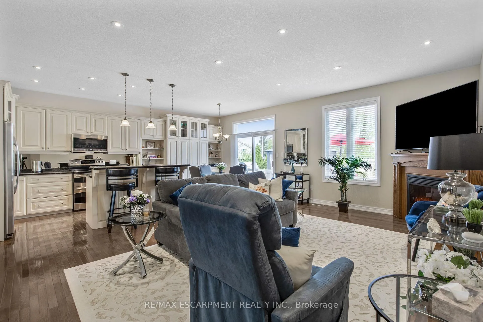 Photo 19 of 14 Mapleview Drive, Haldimand — HOMEH