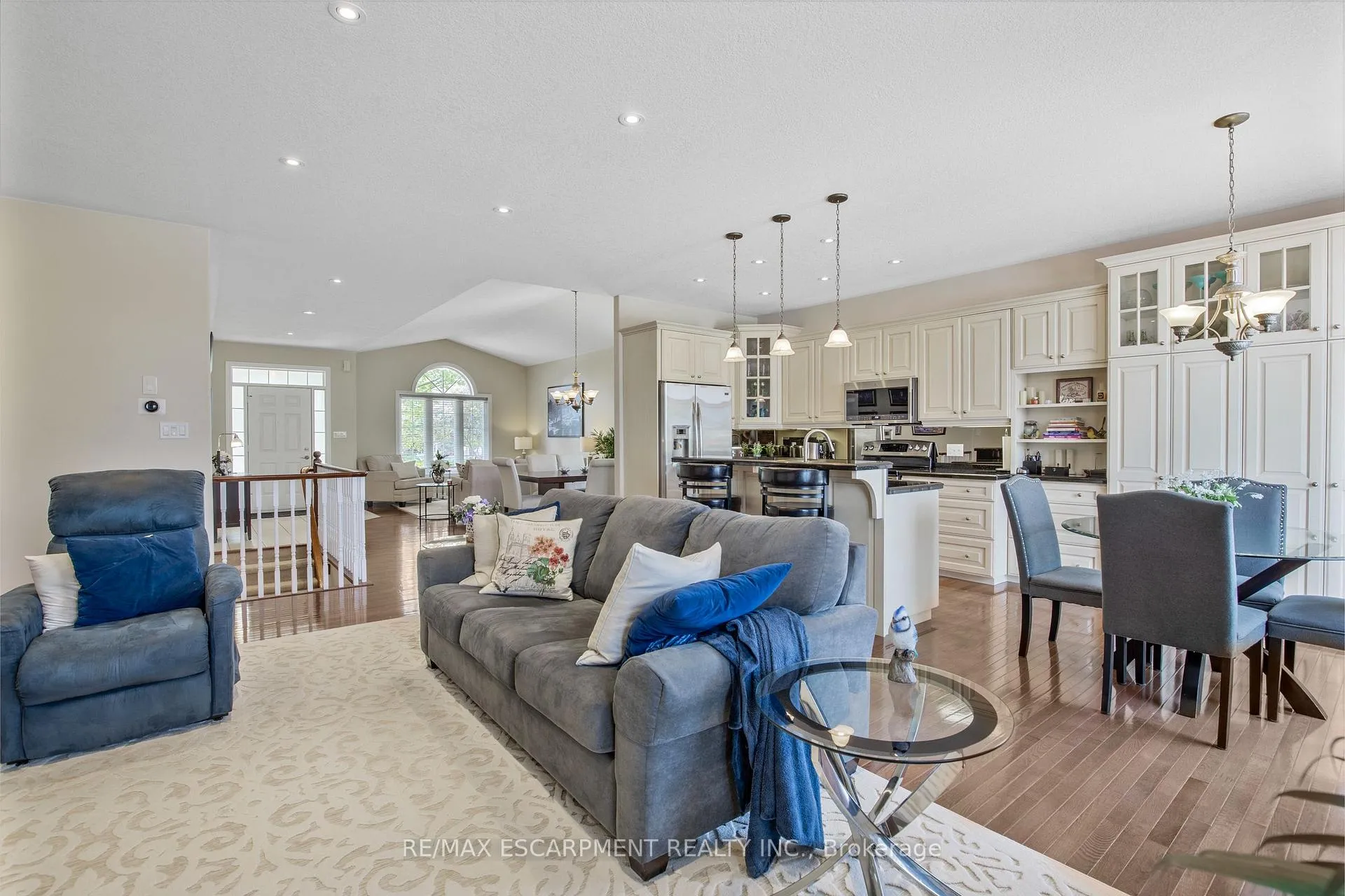 Photo 20 of 14 Mapleview Drive, Haldimand — HOMEH