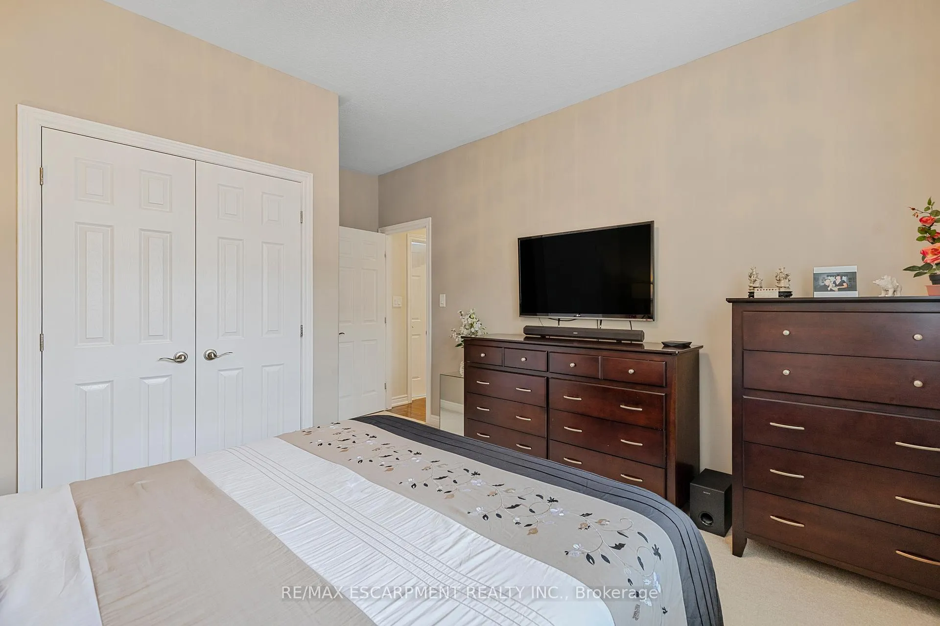 Photo 31 of 14 Mapleview Drive, Haldimand — HOMEH