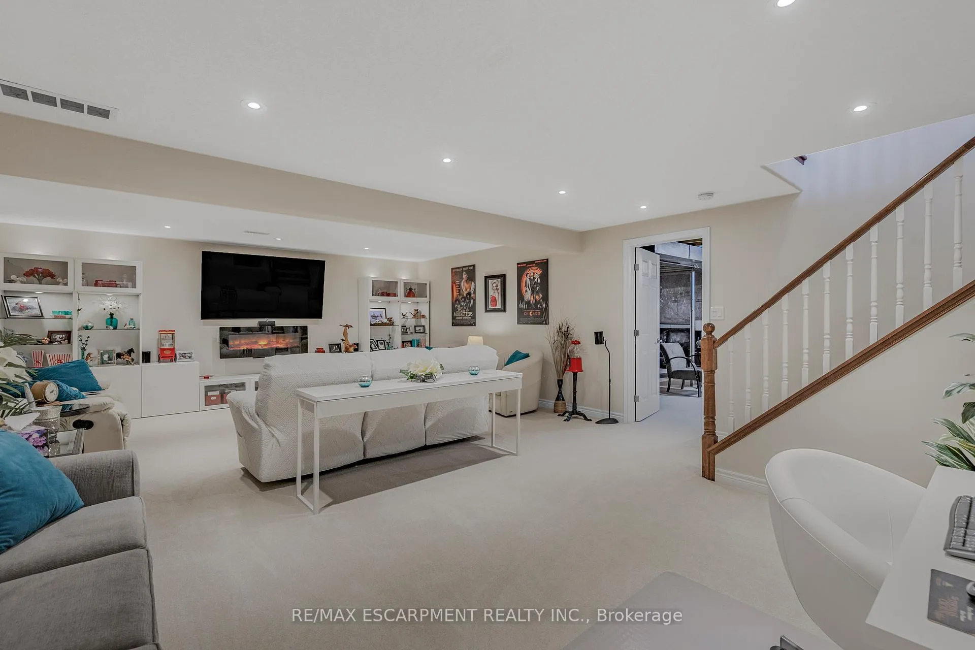 Photo 36 of 14 Mapleview Drive, Haldimand — HOMEH
