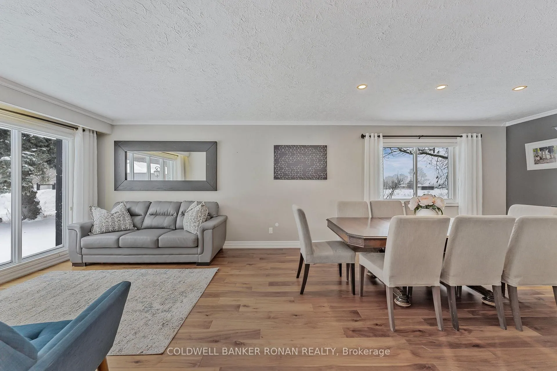 Photo 16 of 1382 10th Line, Innisfil, Rural Innisfil — HOMEH