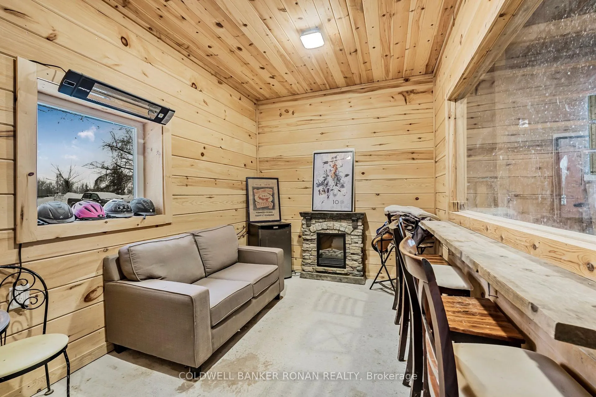 Photo 45 of 1382 10th Line, Innisfil, Rural Innisfil — HOMEH