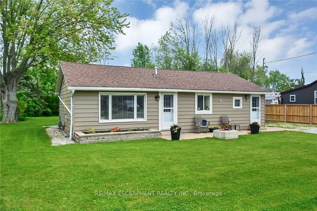 Photo 2 of 12 Witherspoon Drive, Haldimand — HOMEH