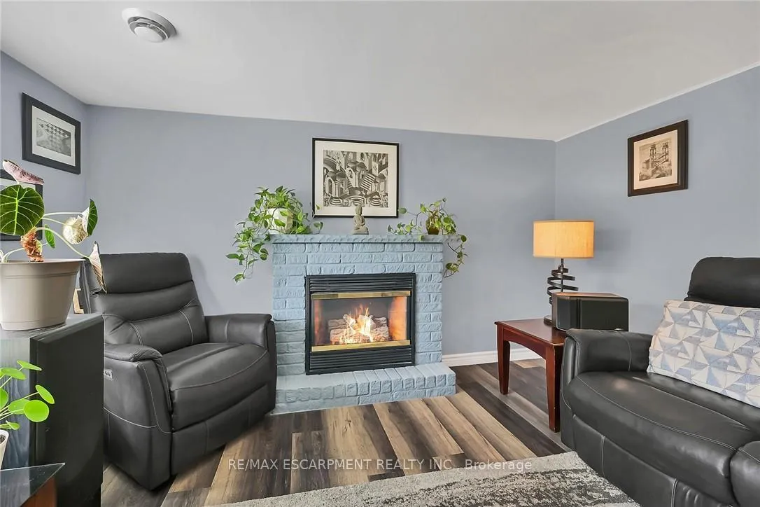 Photo 6 of 12 Witherspoon Drive, Haldimand — HOMEH