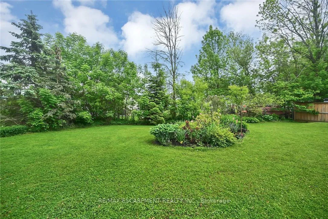 Photo 33 of 12 Witherspoon Drive, Haldimand — HOMEH