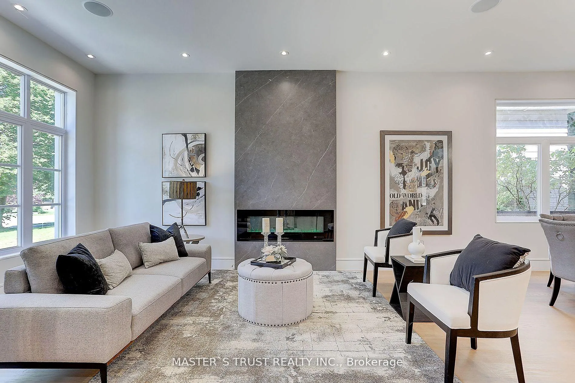 Photo 10 of 161 Fitzgerald Avenue, Markham, Unionville — HOMEH
