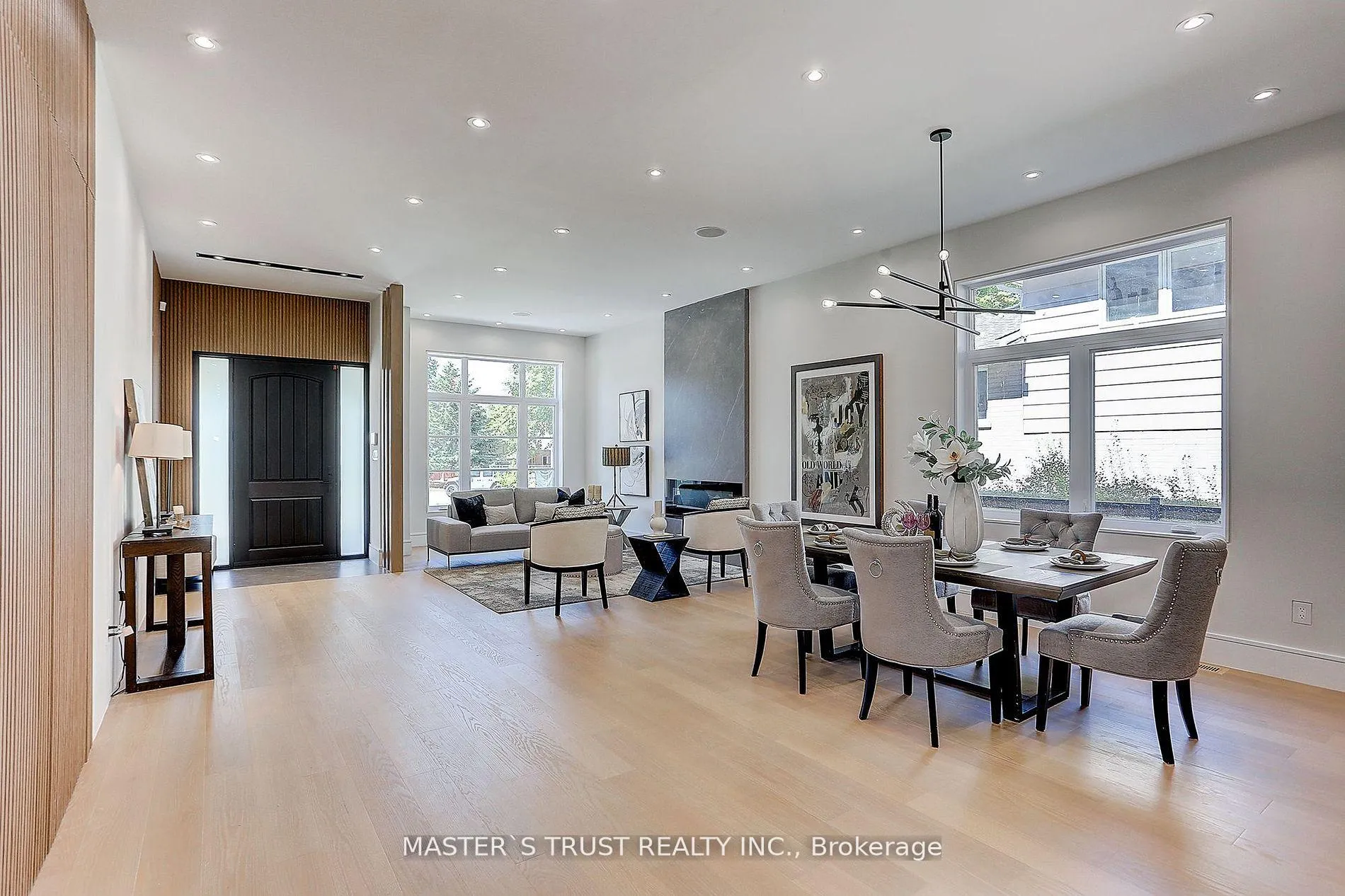 Photo 13 of 161 Fitzgerald Avenue, Markham, Unionville — HOMEH