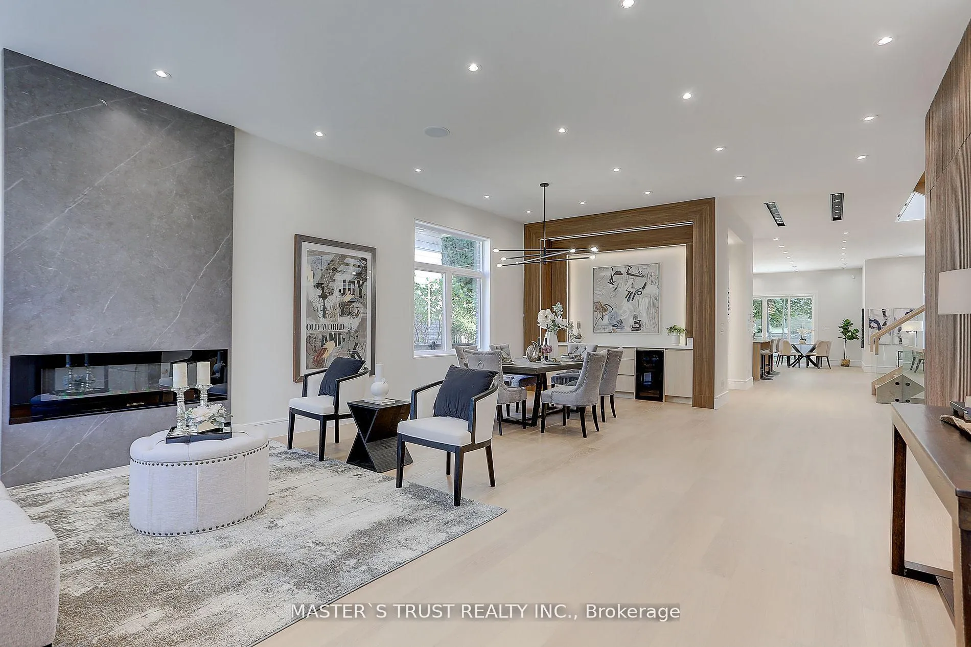 Photo 16 of 161 Fitzgerald Avenue, Markham, Unionville — HOMEH