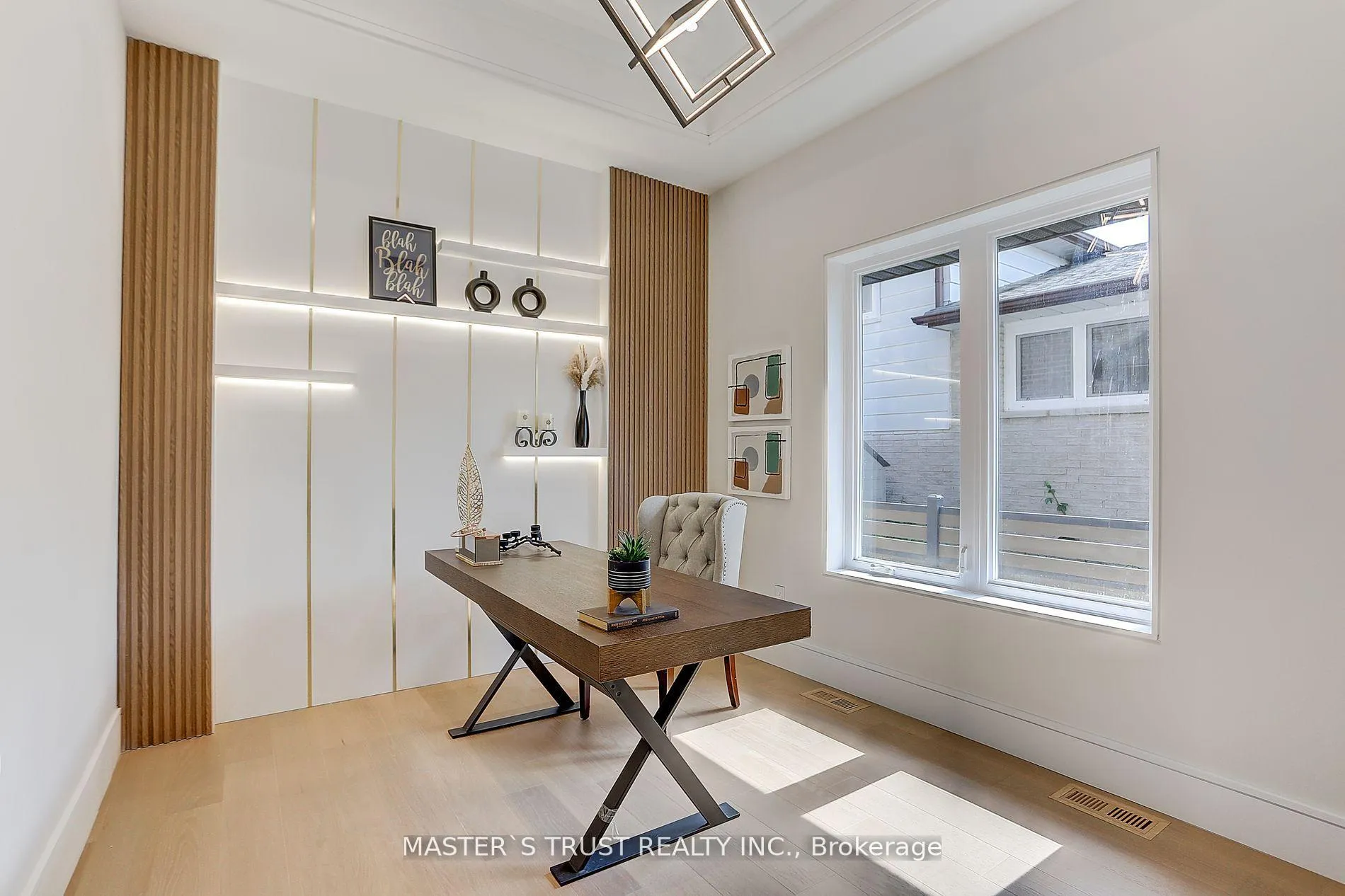 Photo 17 of 161 Fitzgerald Avenue, Markham, Unionville — HOMEH