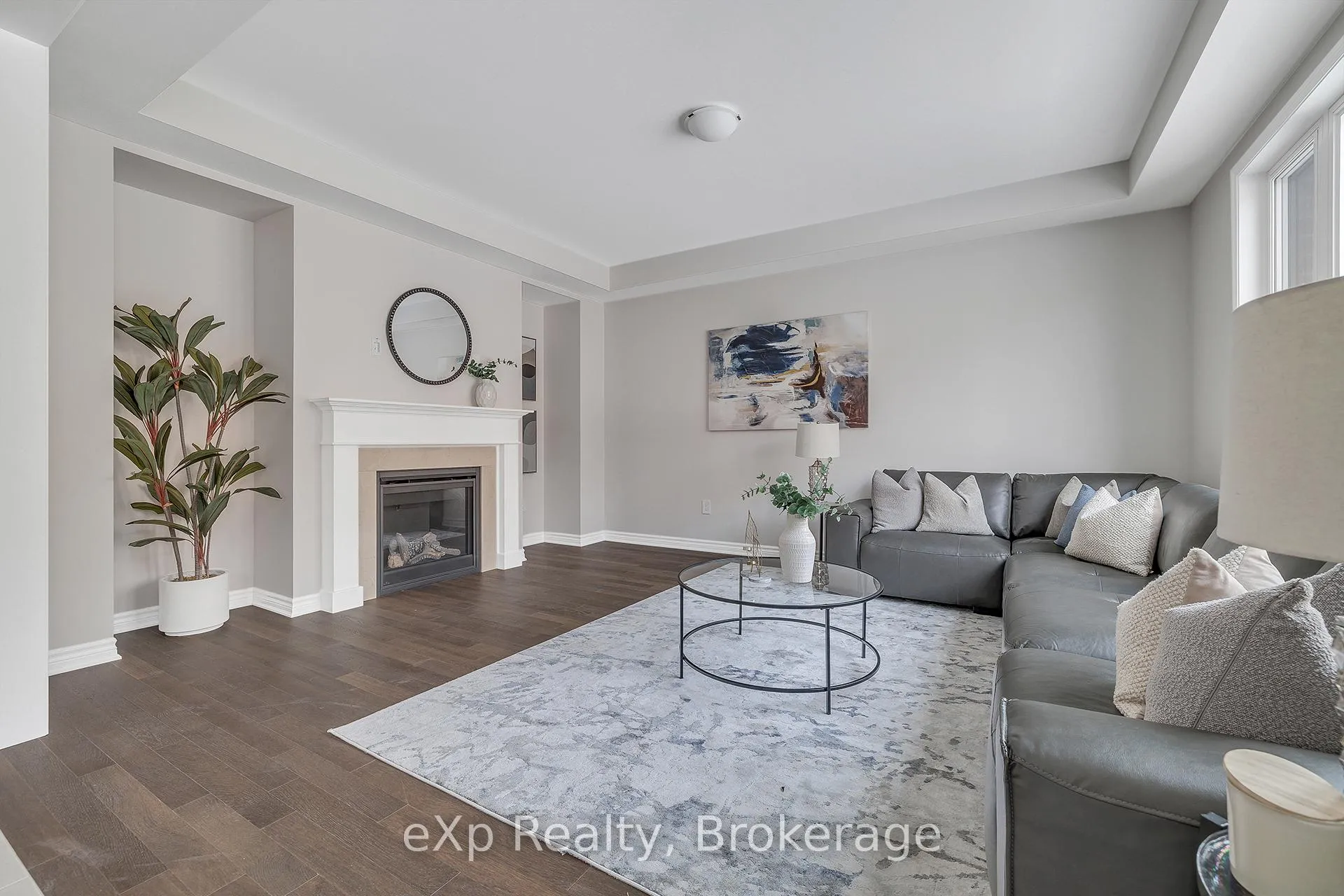 Photo 14 of 1361 Whitlock Avenue, Milton, Bowes — HOMEH