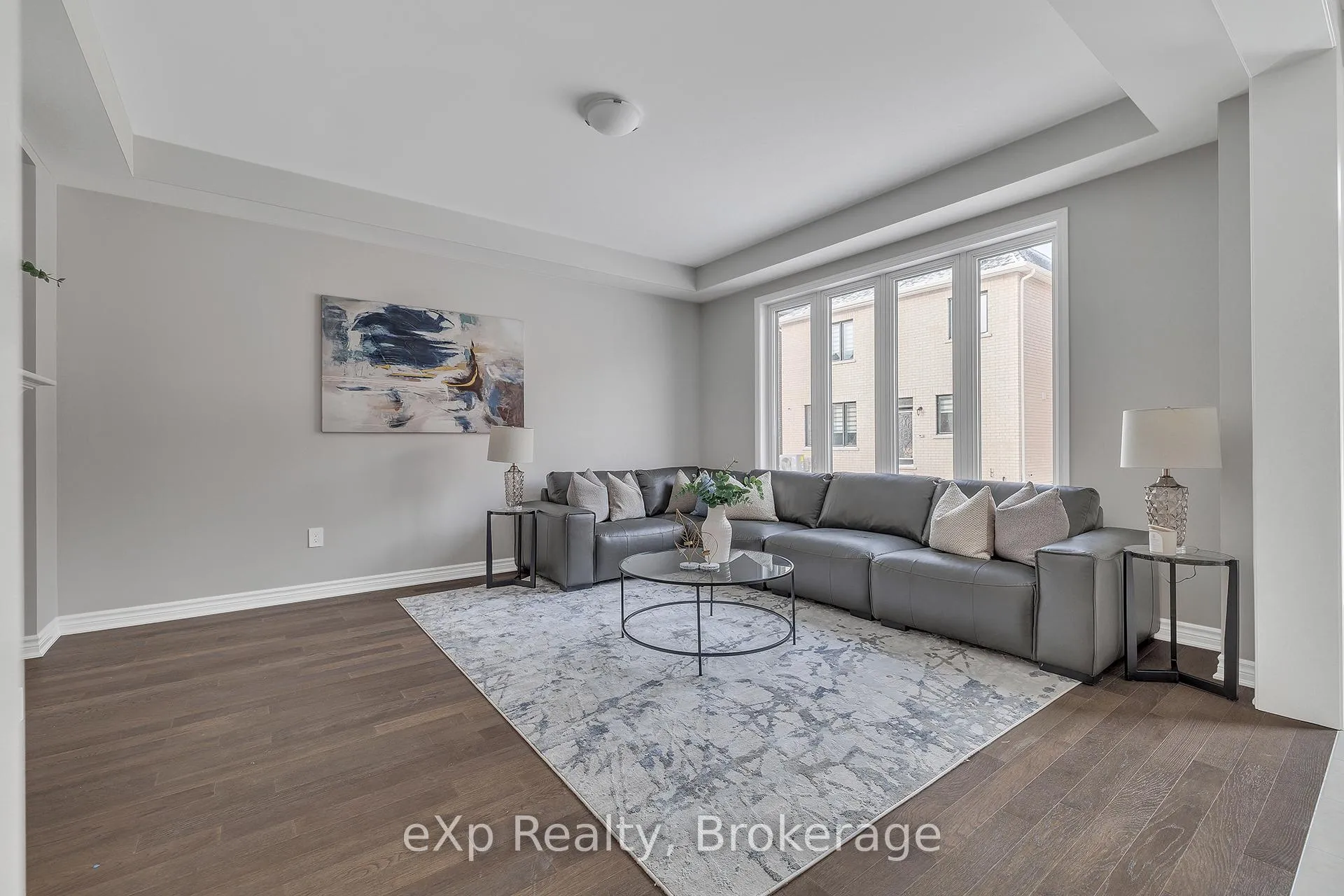 Photo 15 of 1361 Whitlock Avenue, Milton, Bowes — HOMEH