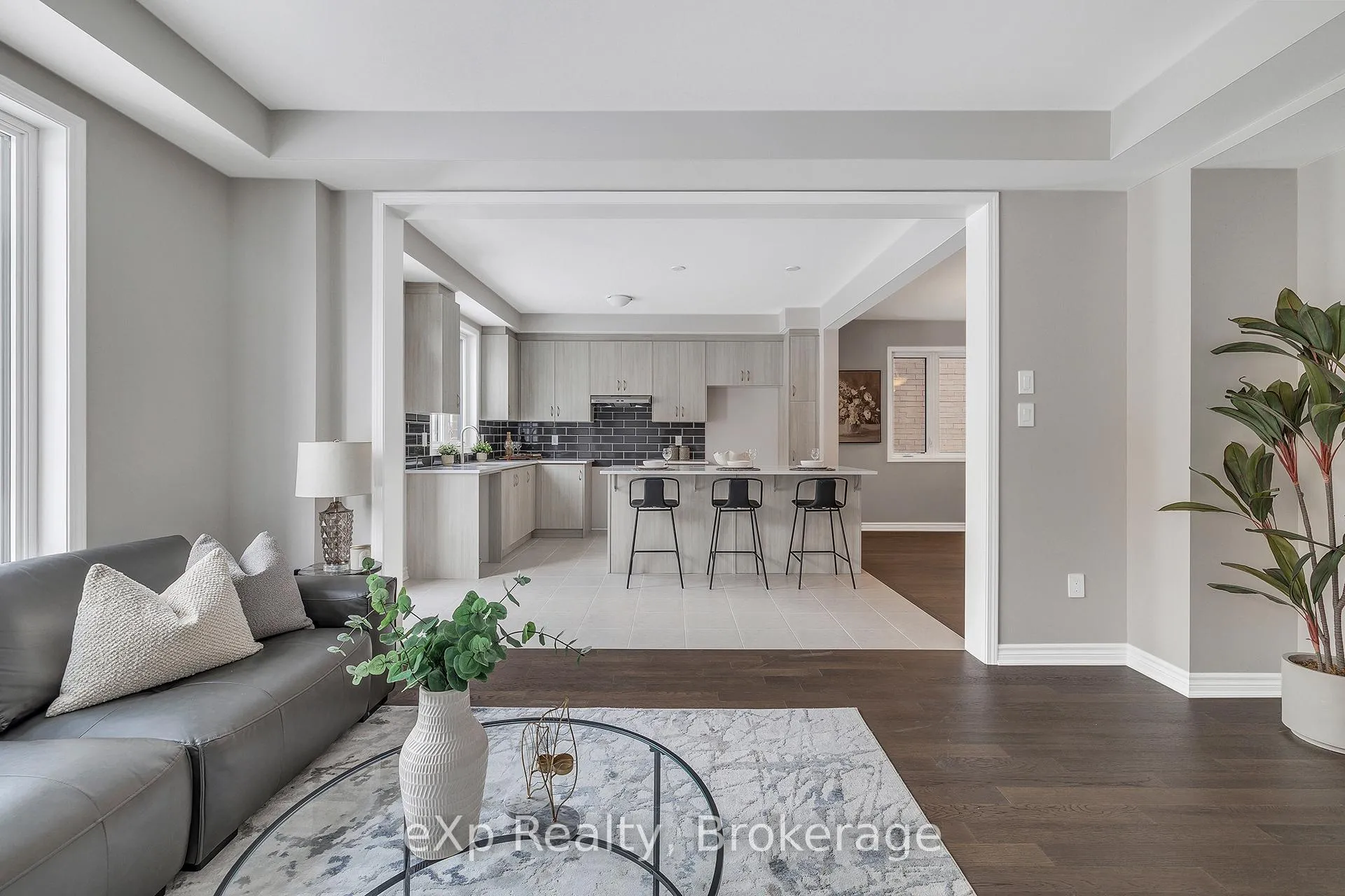 Photo 16 of 1361 Whitlock Avenue, Milton, Bowes — HOMEH