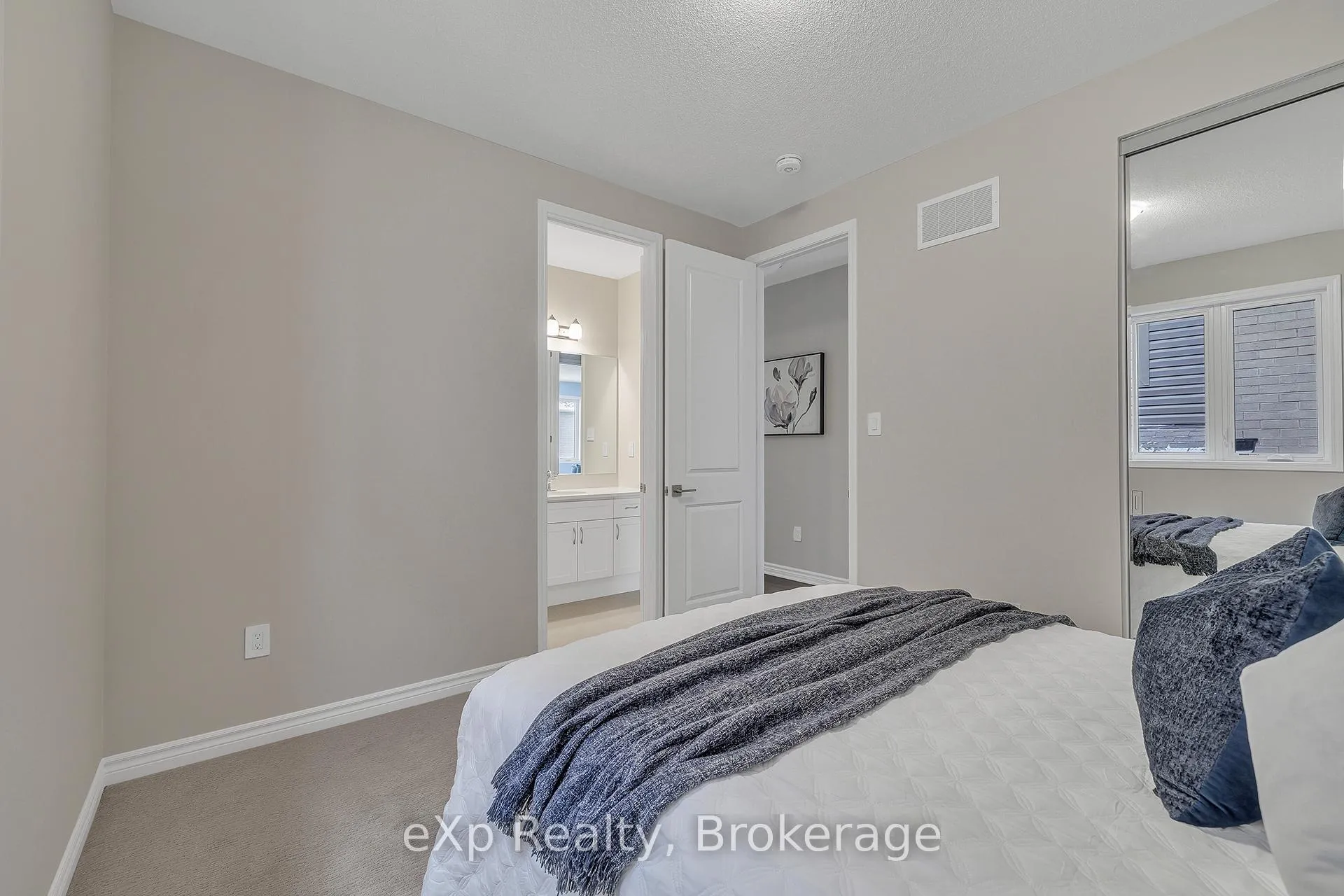 Photo 26 of 1361 Whitlock Avenue, Milton, Bowes — HOMEH