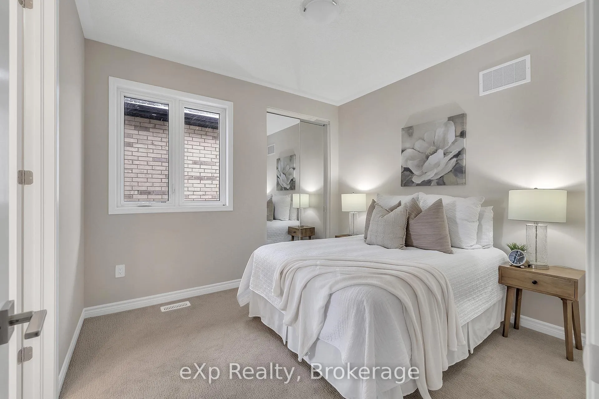 Photo 28 of 1361 Whitlock Avenue, Milton, Bowes — HOMEH